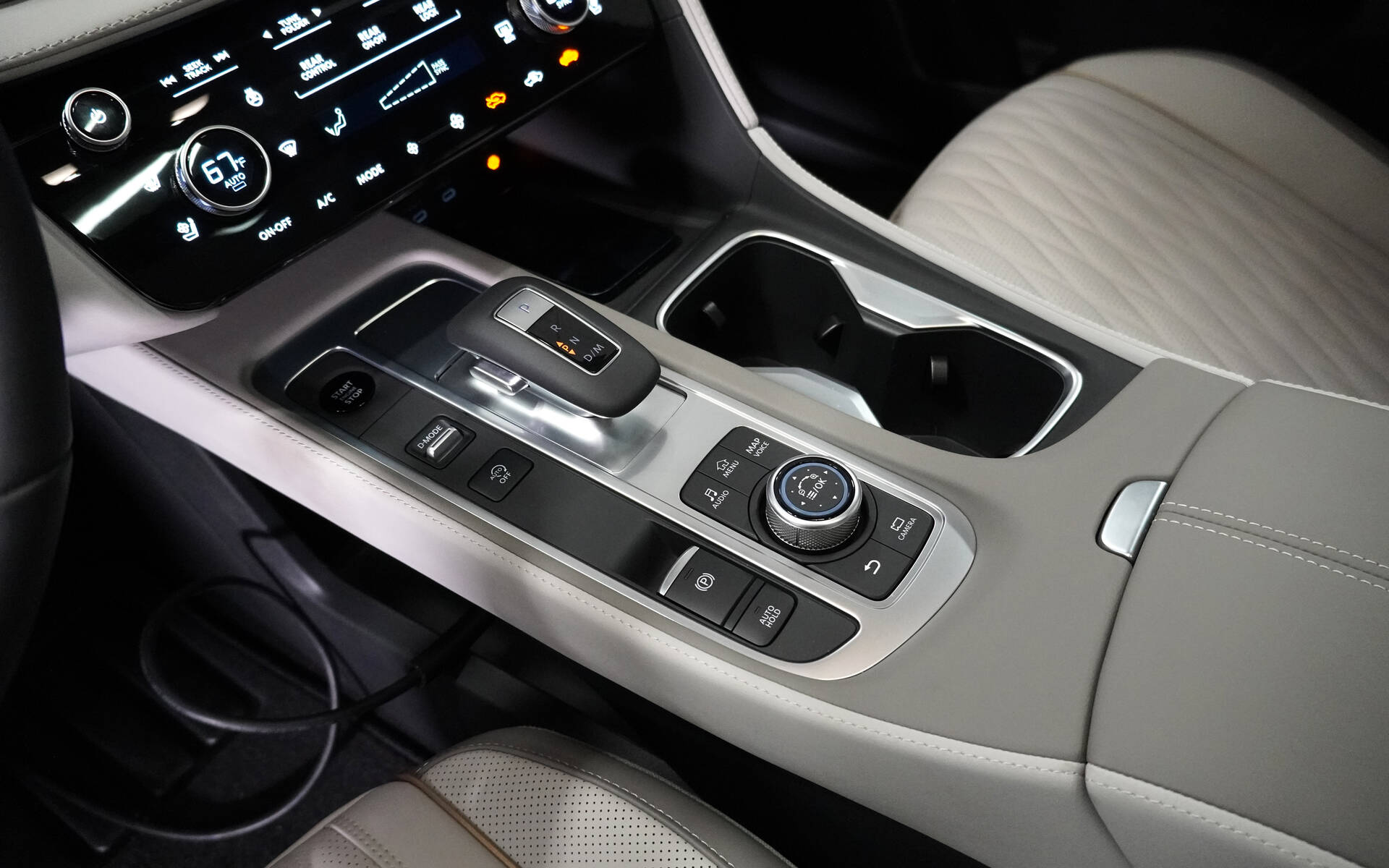 <p>Infiniti QX60 Autograph 2026</p>