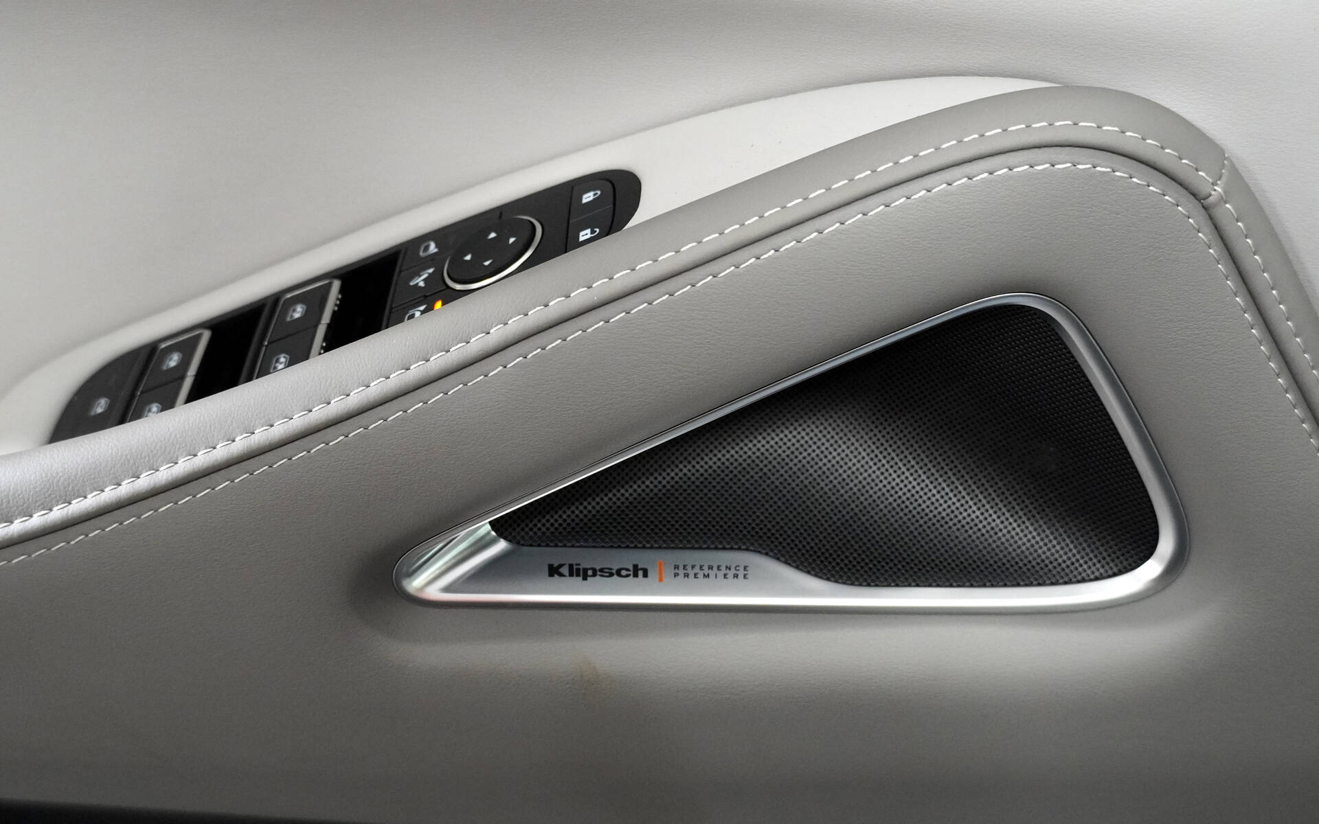 <p>Infiniti QX60 Autograph 2026</p>