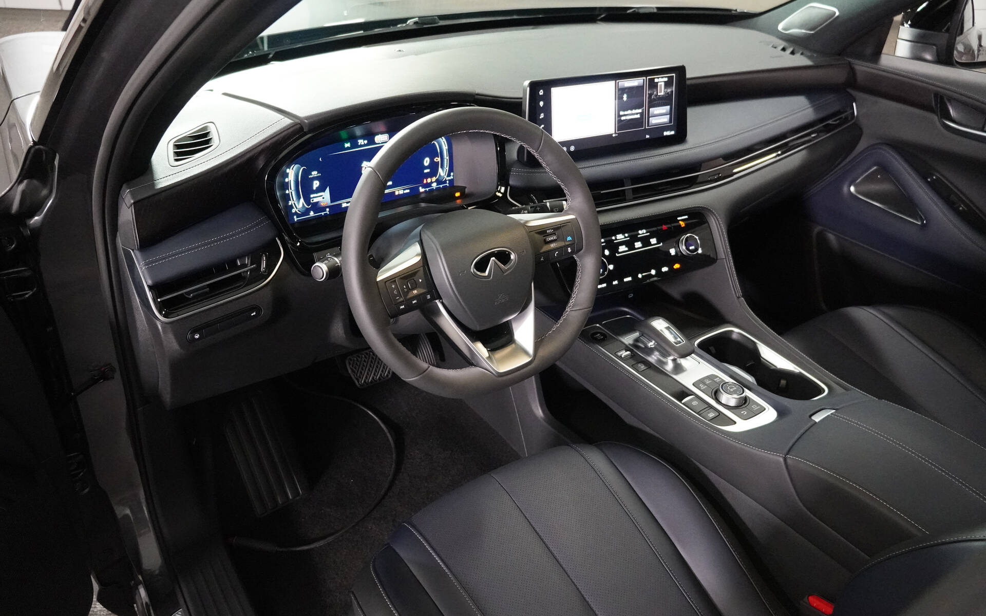 <p>Infiniti QX60 Sport 2026</p>