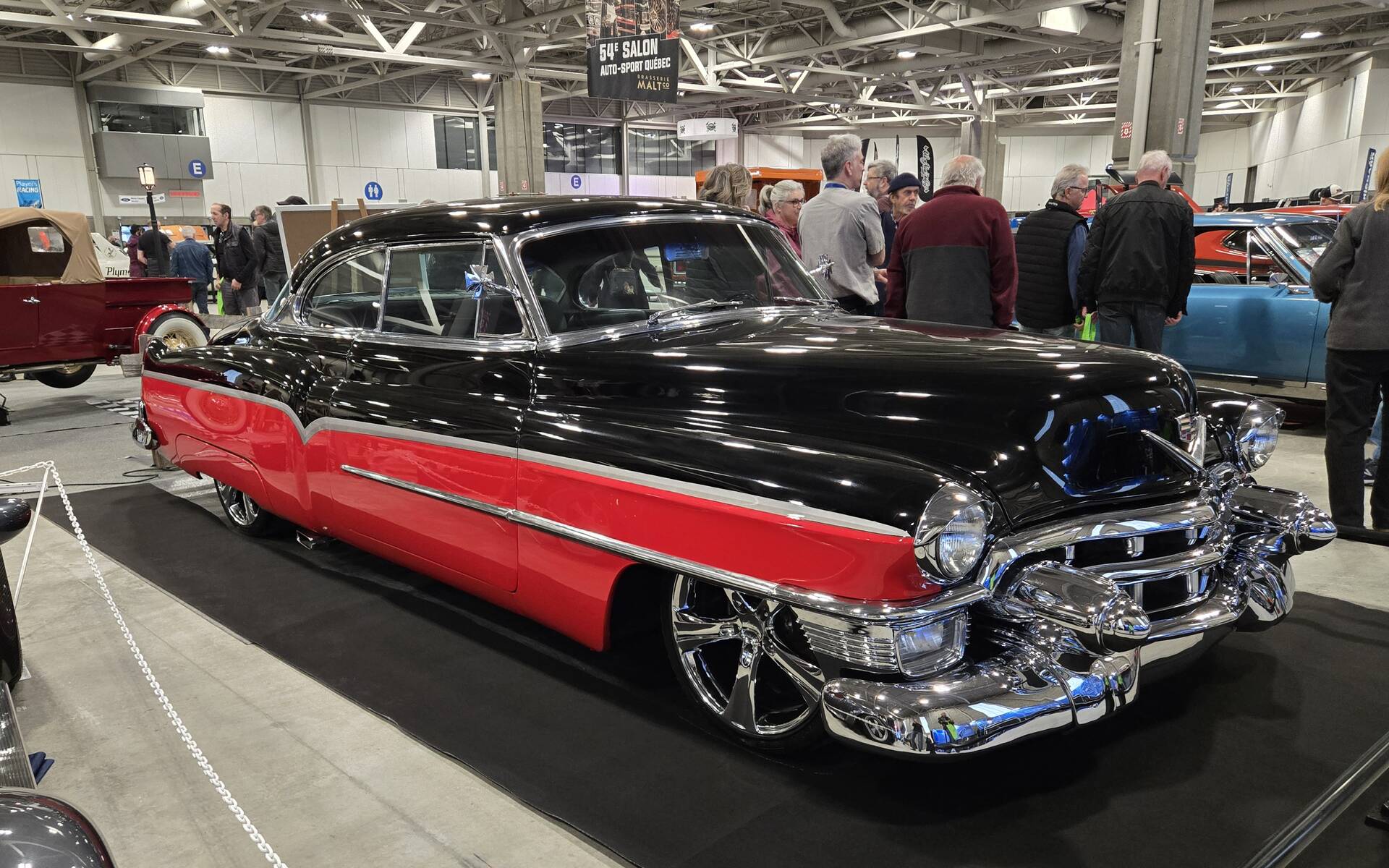 <p>Chevrolet Cadillac Deville 1953</p>