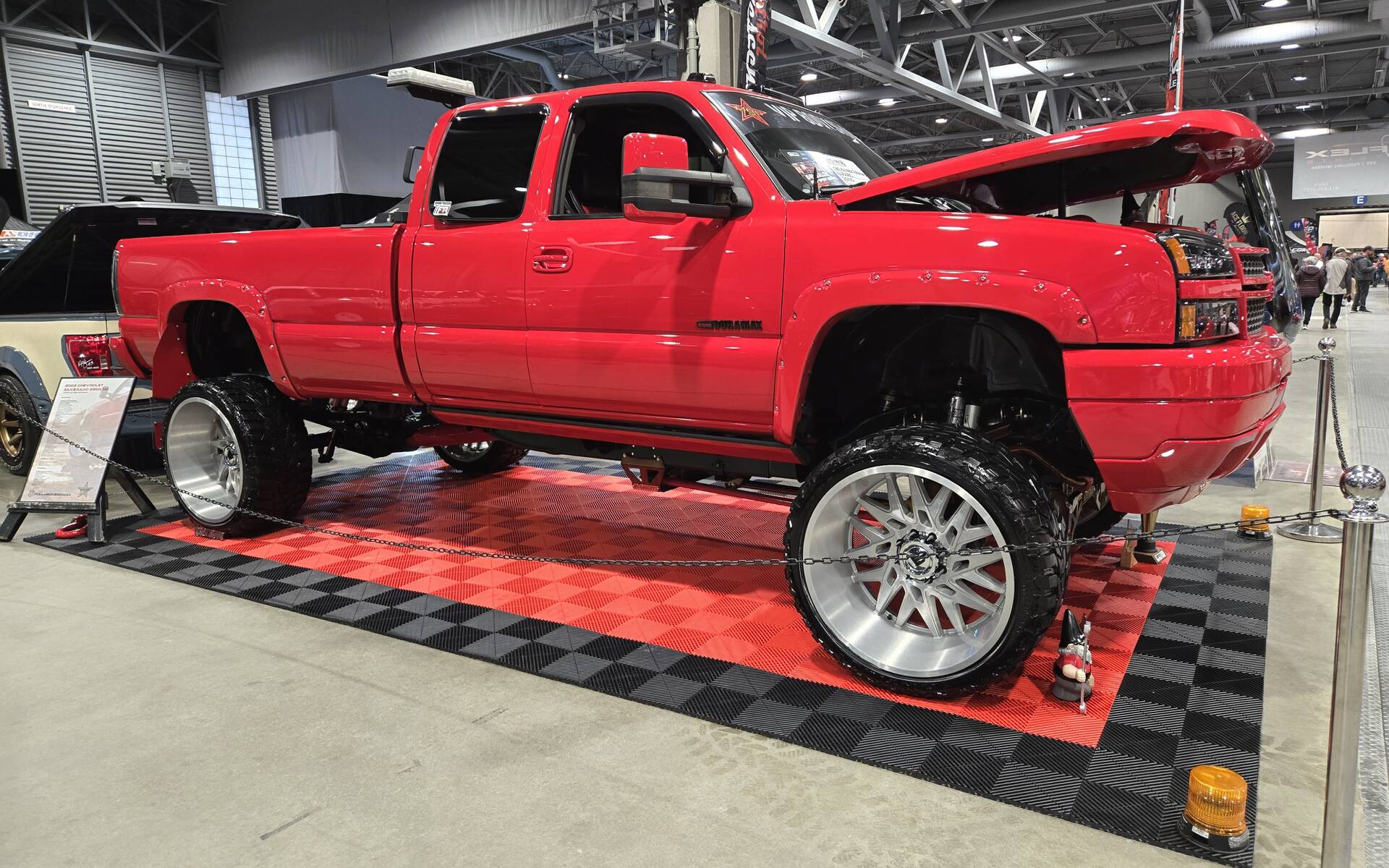 <p>Chevrolet Silverado 2500HD 2003</p>