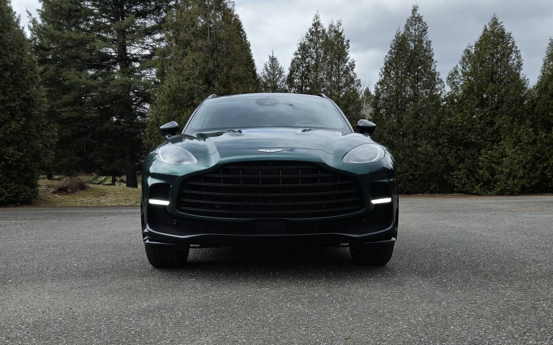 <p>Aston Martin DBX 707&nbsp;2025</p>