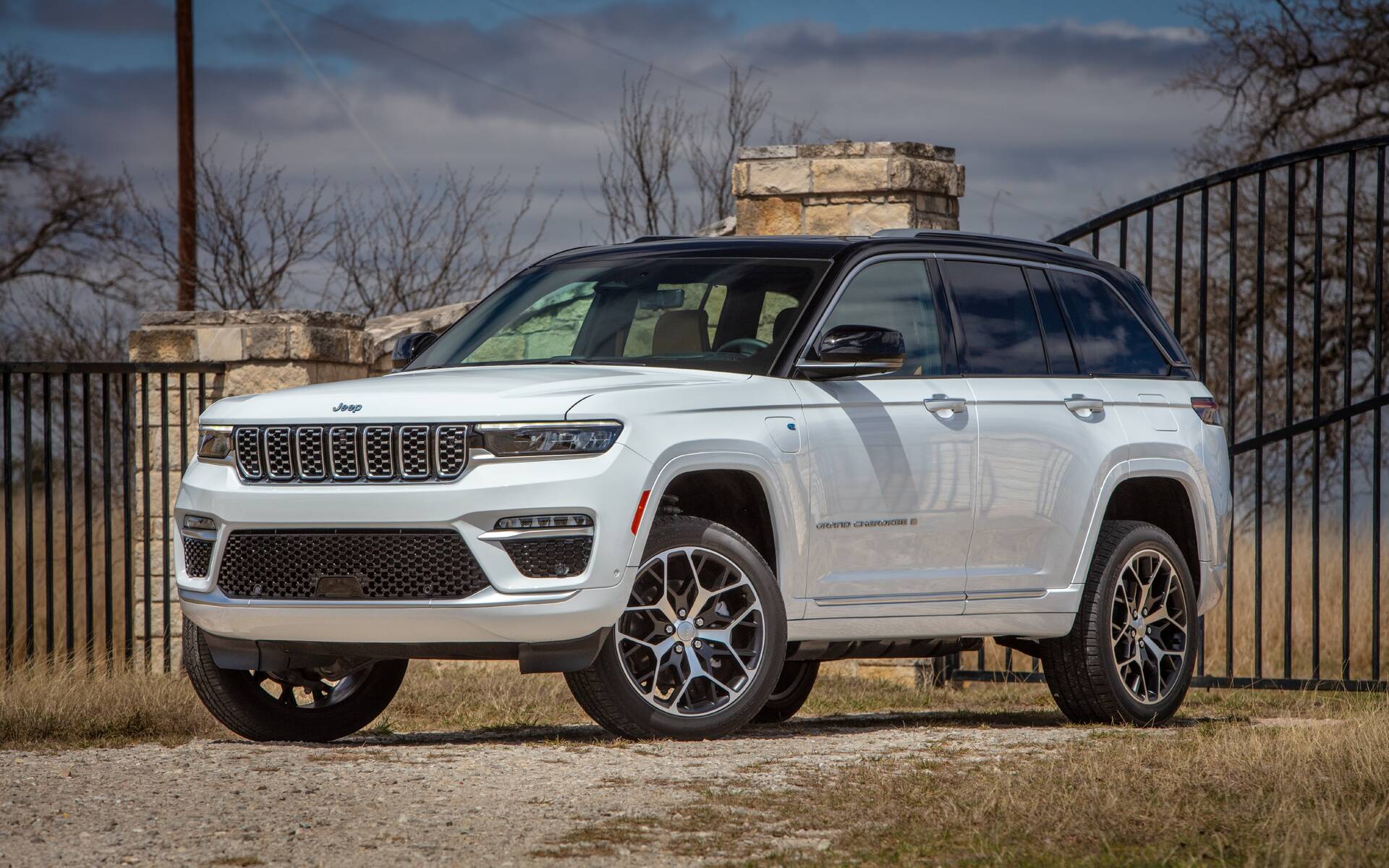 <p>Jeep Grand Cherokee 4xe 2025</p>