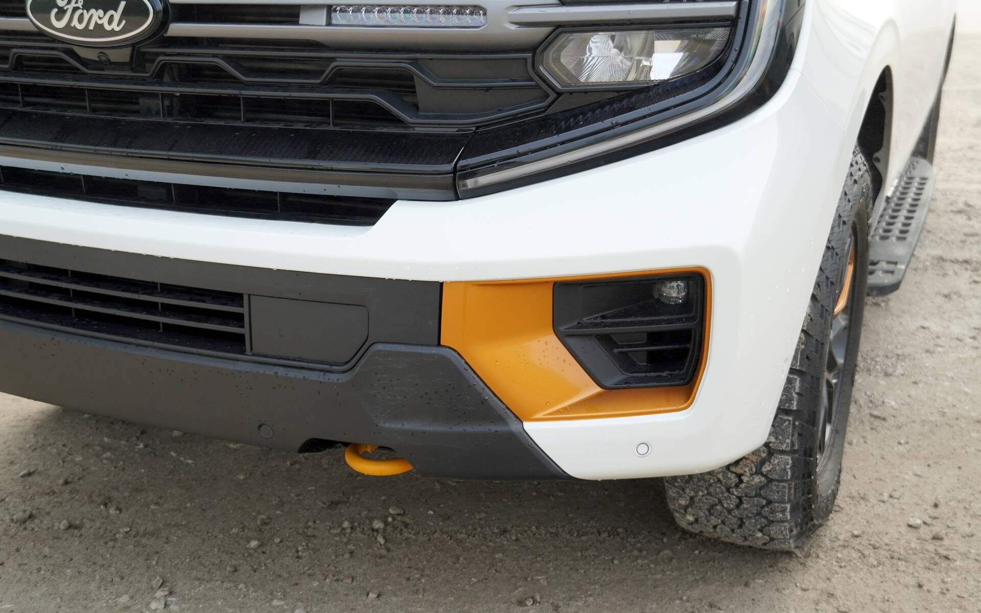 <p>2025 Ford Expedition Tremor</p>