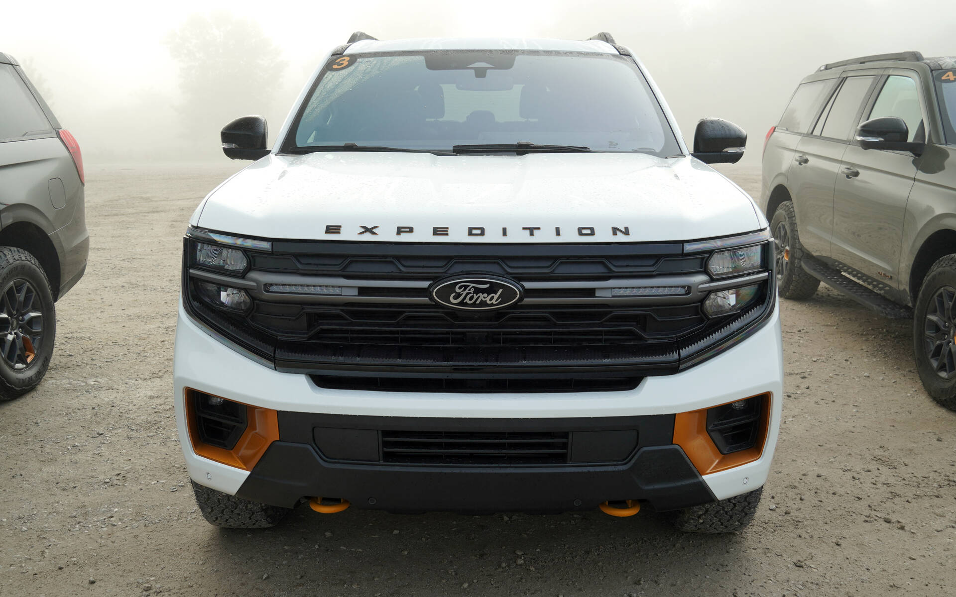 <p>2025 Ford Expedition Tremor</p>