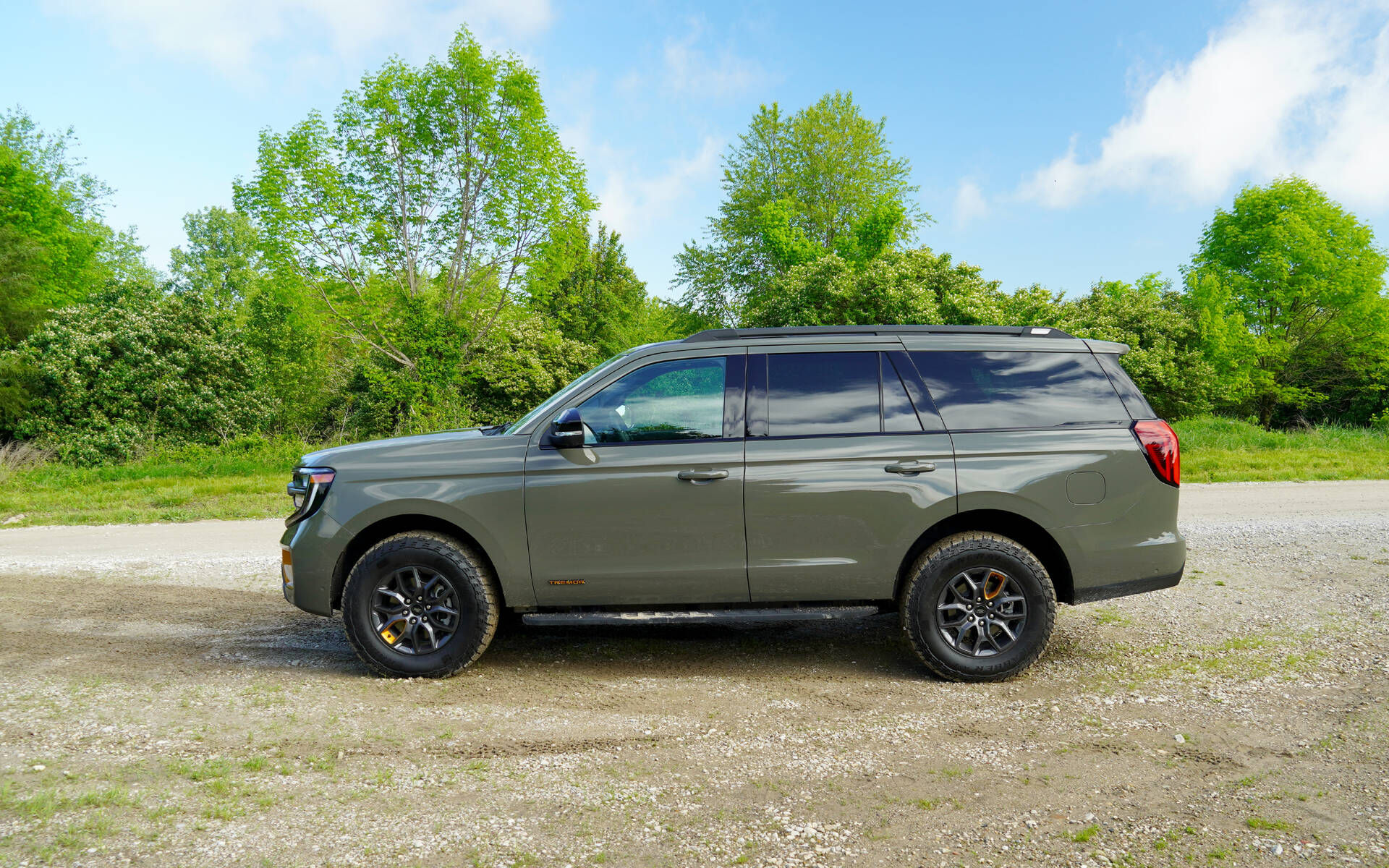 <p>2025 Ford Expedition Tremor</p>