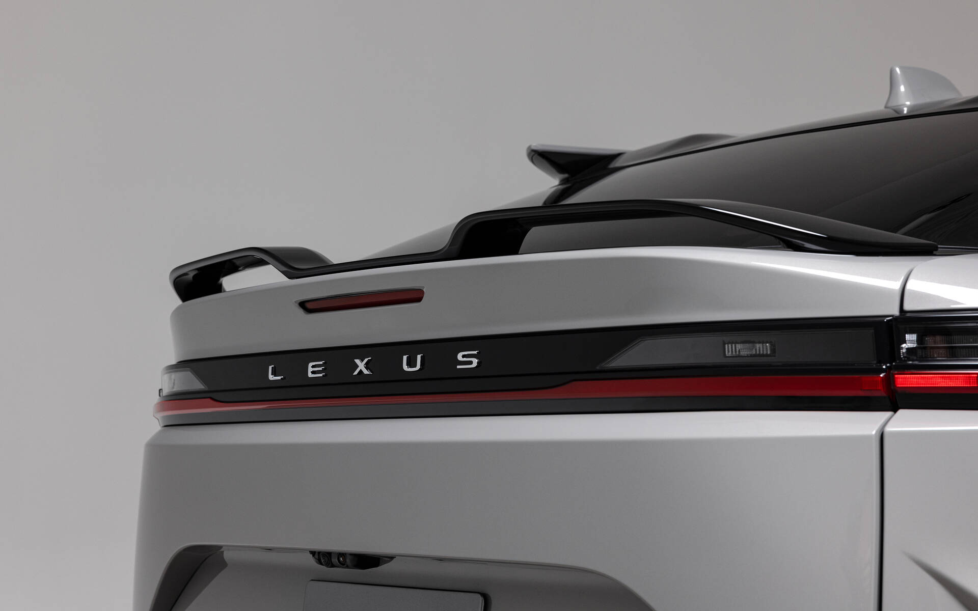 <p>2026 Lexus RZ 550e</p>