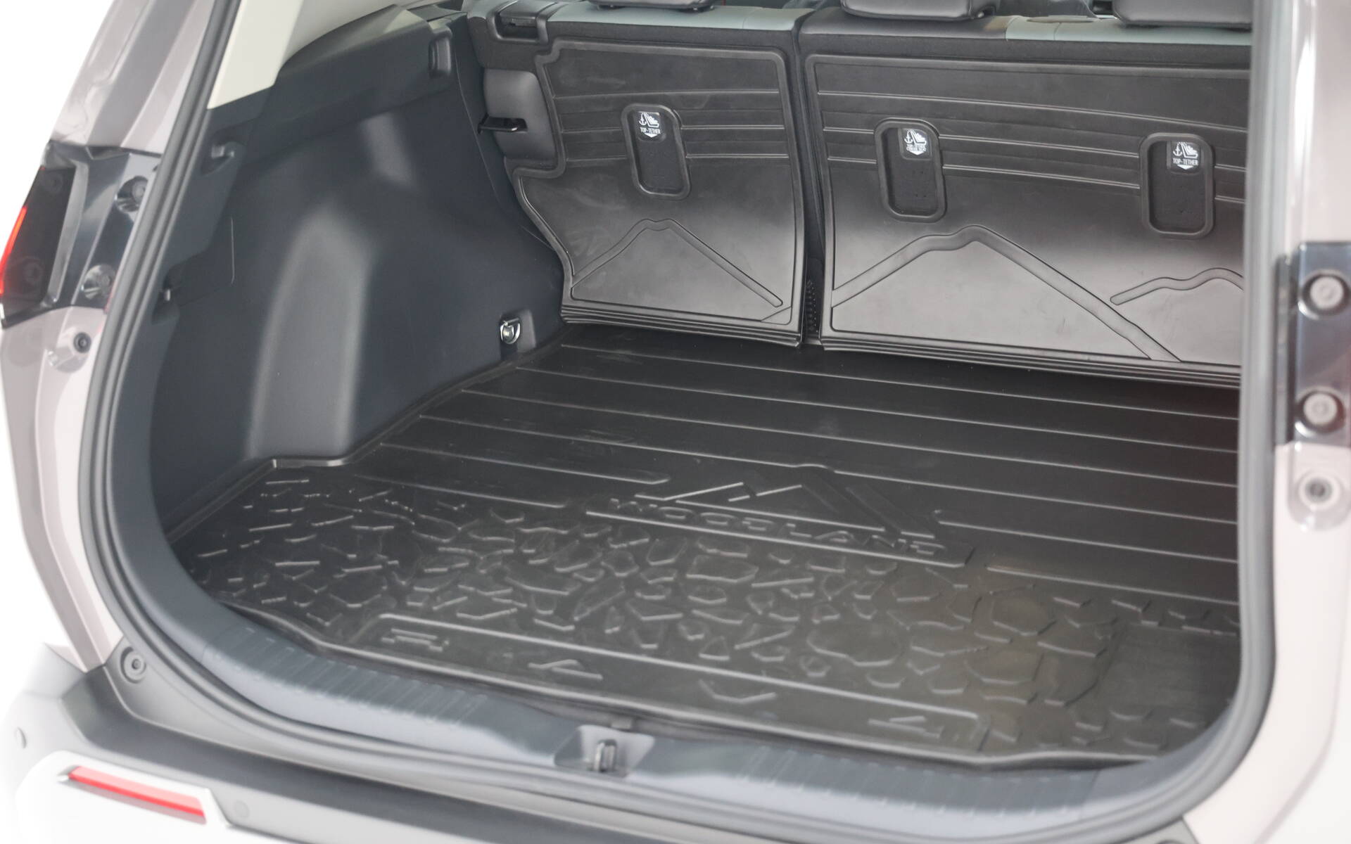 <p>2026 Toyota RAV4 Woodland </p>