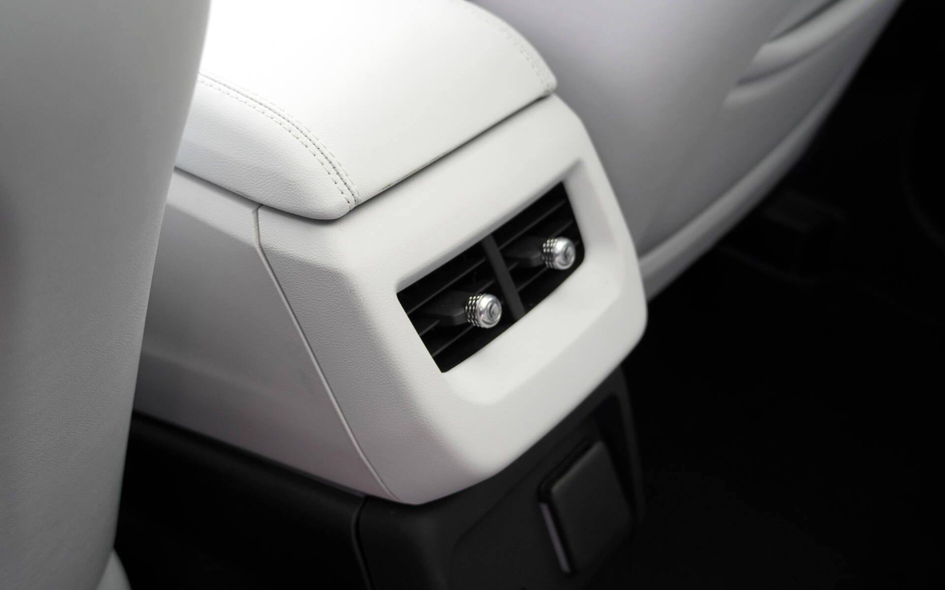 <p>2025 Cadillac Optiq Sport 1</p>