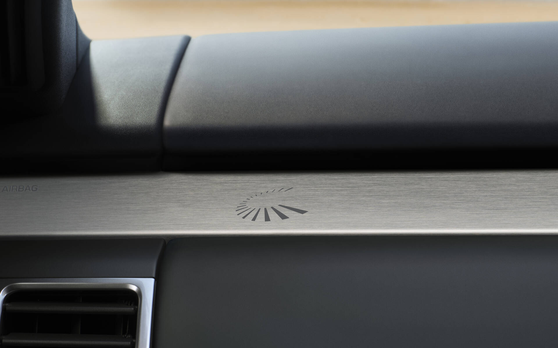 <p>Land Rover Discovery Tempest</p>