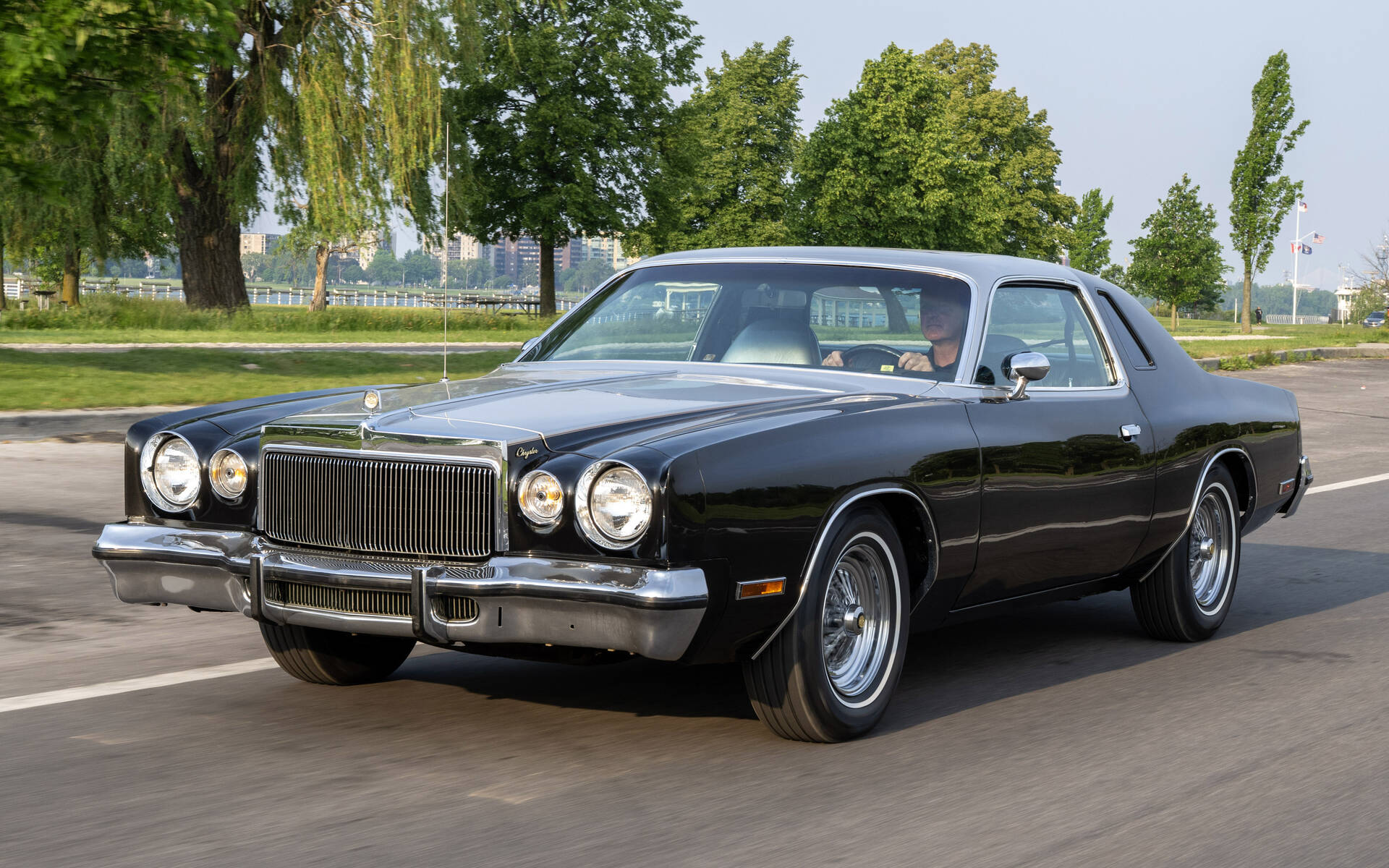 <p>1976 Chrysler Cordoba</p>