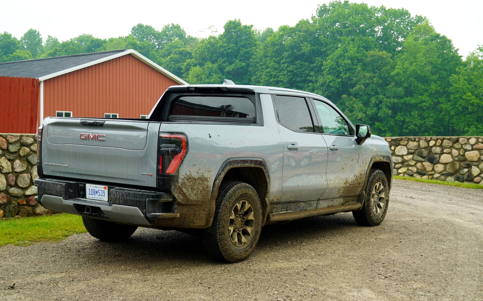 <p>GMC Sierra EV AT4 2026</p>