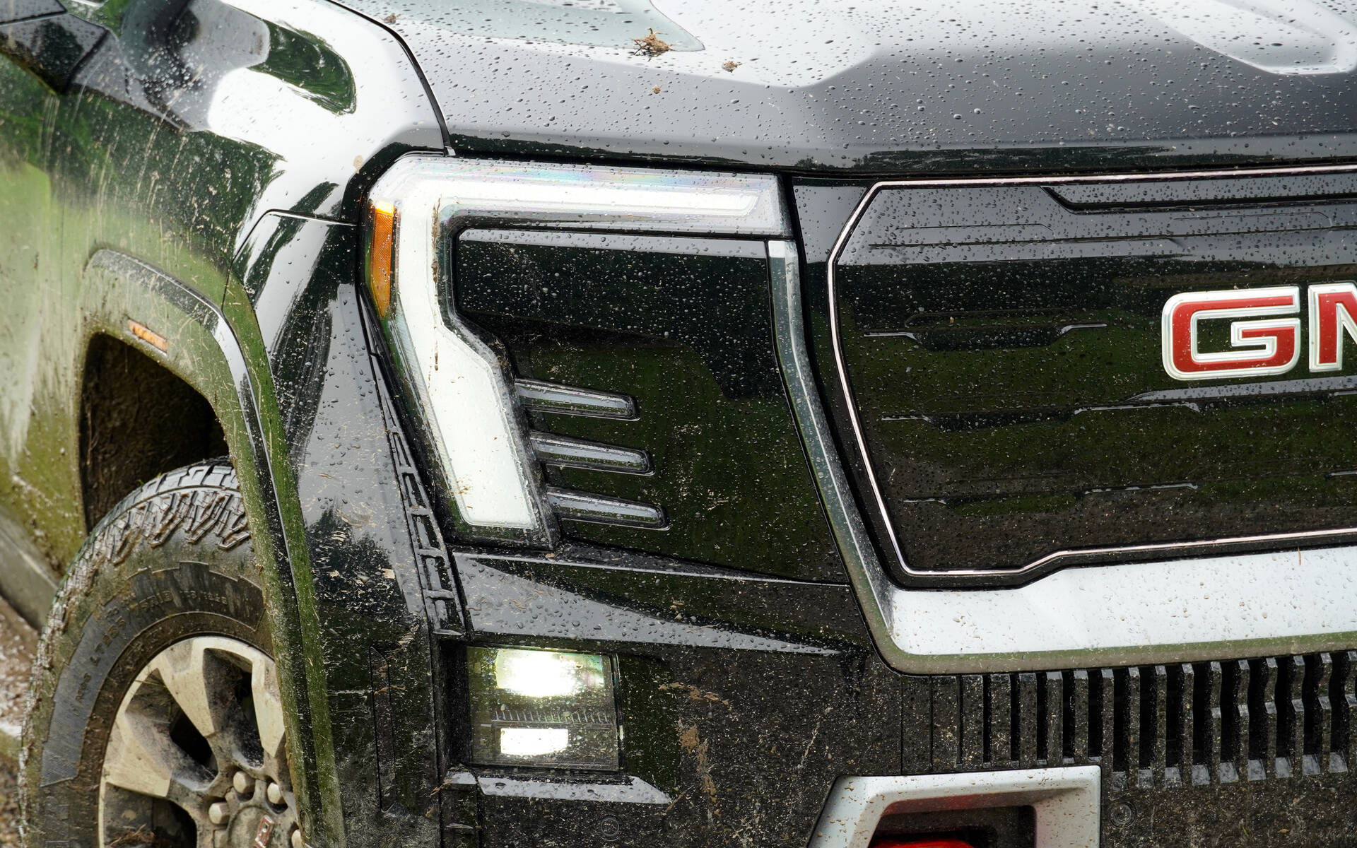 <p>GMC Sierra EV AT4 2026</p>