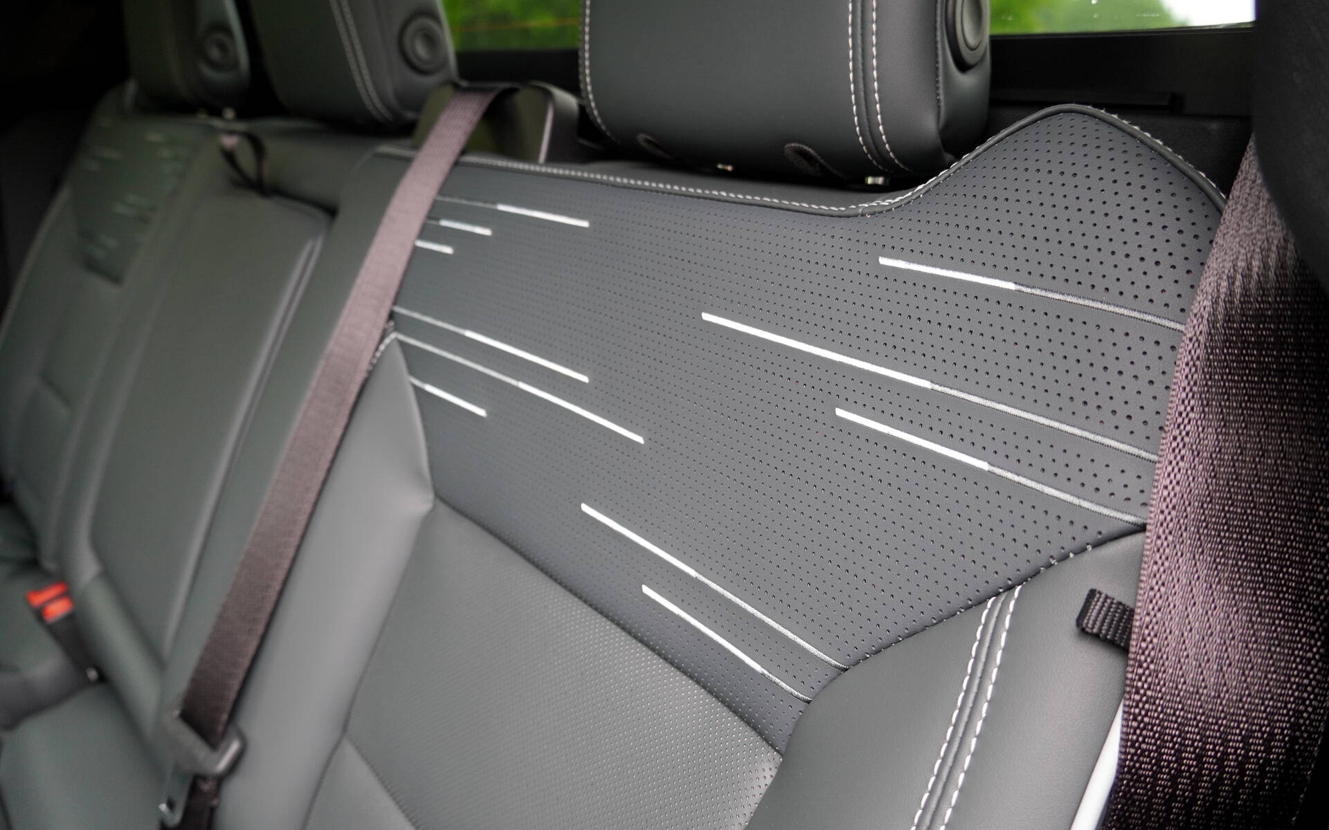 <p>GMC Sierra EV AT4 2026</p>