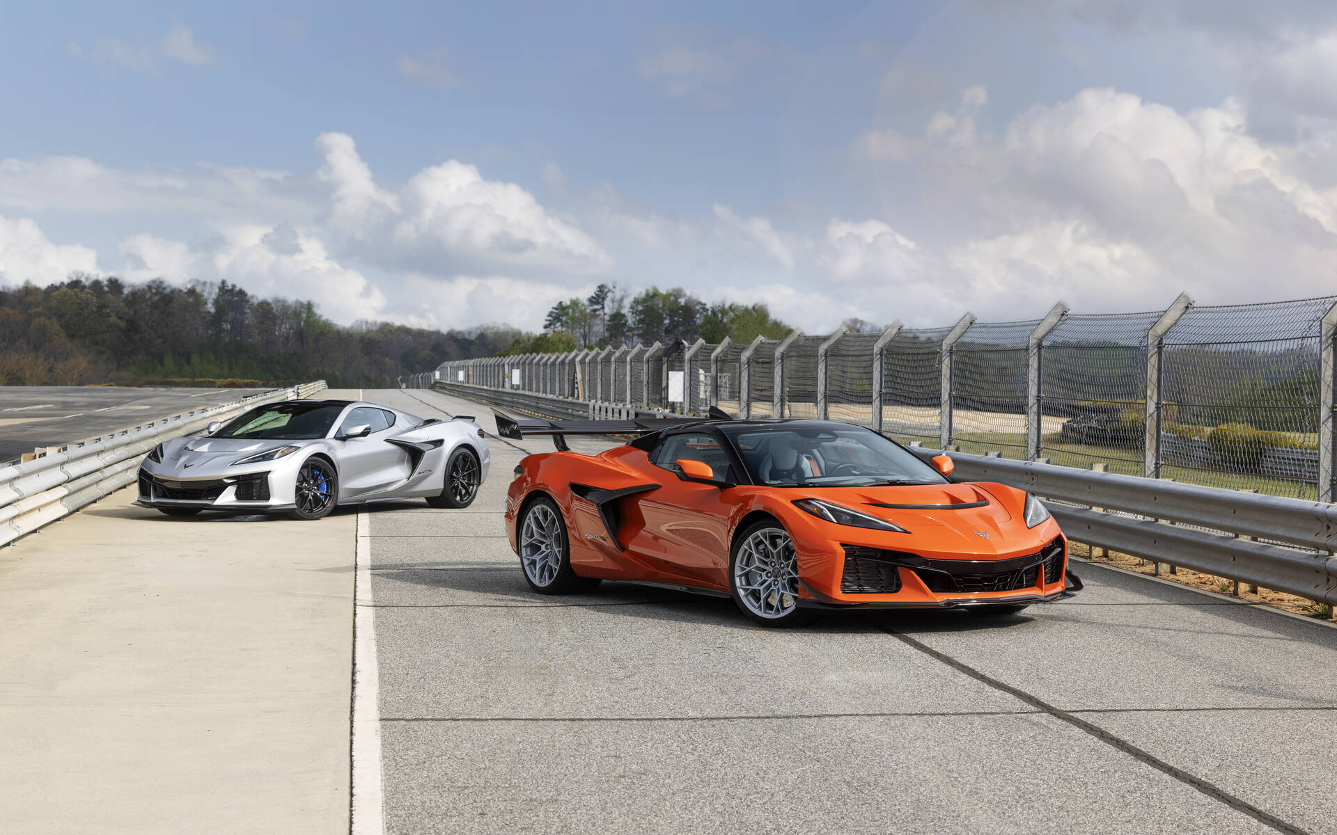 Ferrari-Crushing 2026 Chevrolet Corvette ZR1X Unleashed With 1,250 Hp