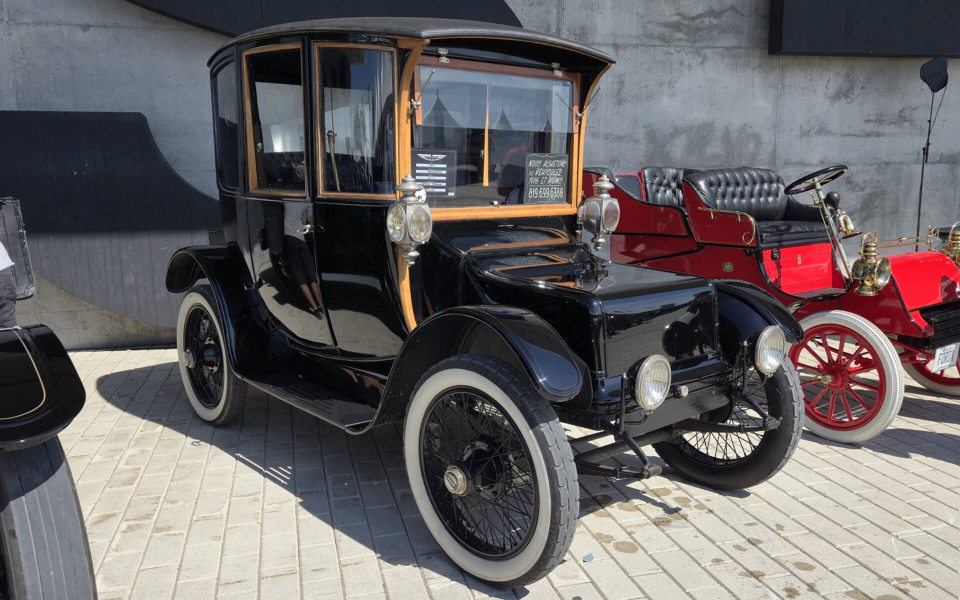 <p>Rauch &amp; Lang JX-7 Brougham 1917 (électrique)</p>