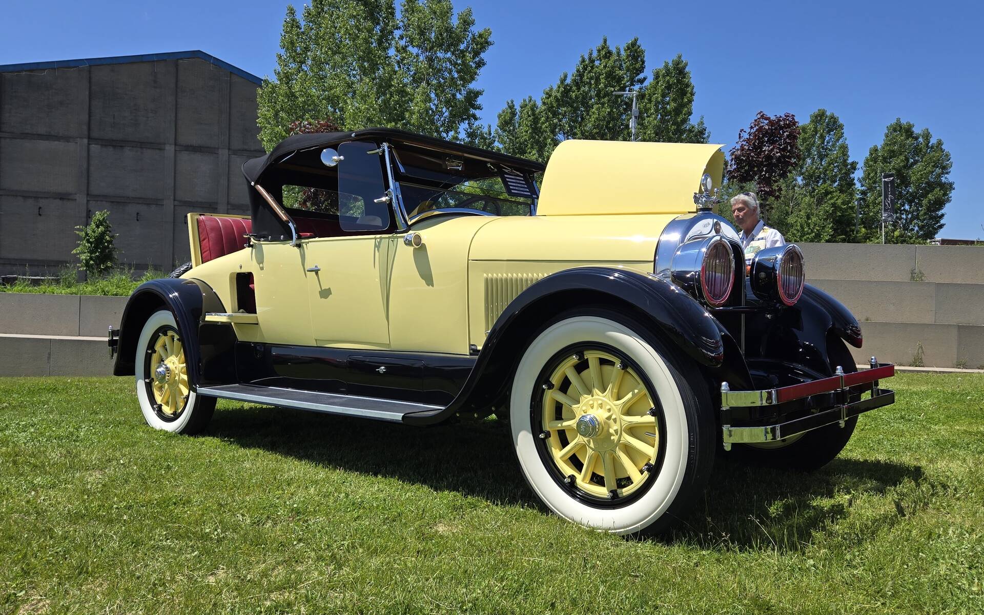 <p>Cadillac V-63 Roadster 1924</p>