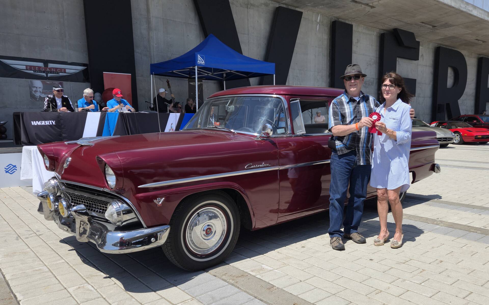 <p>Ford Customline 1955</p>