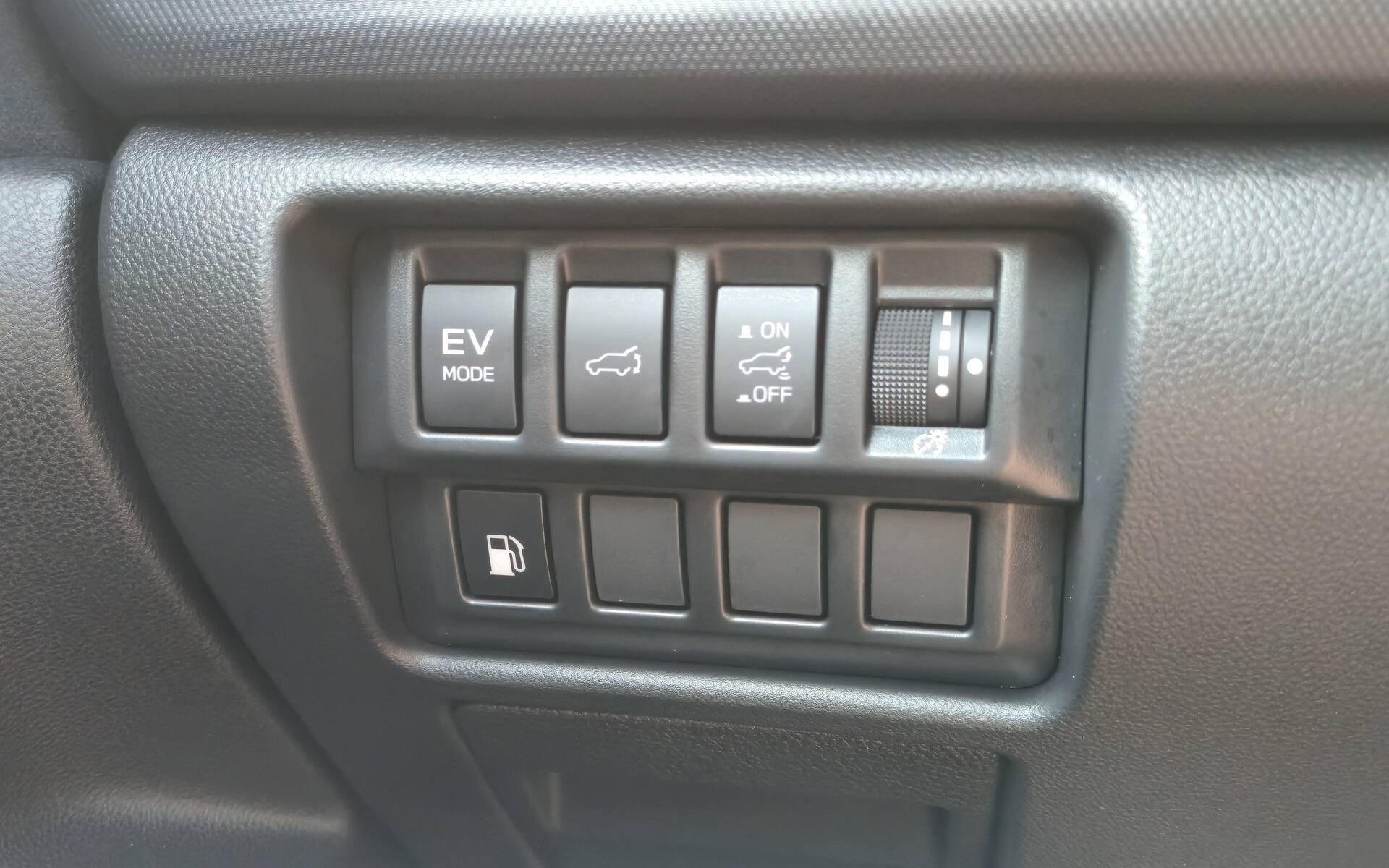 <p>Subaru Forester e-Boxer hybride Premier 2025</p>