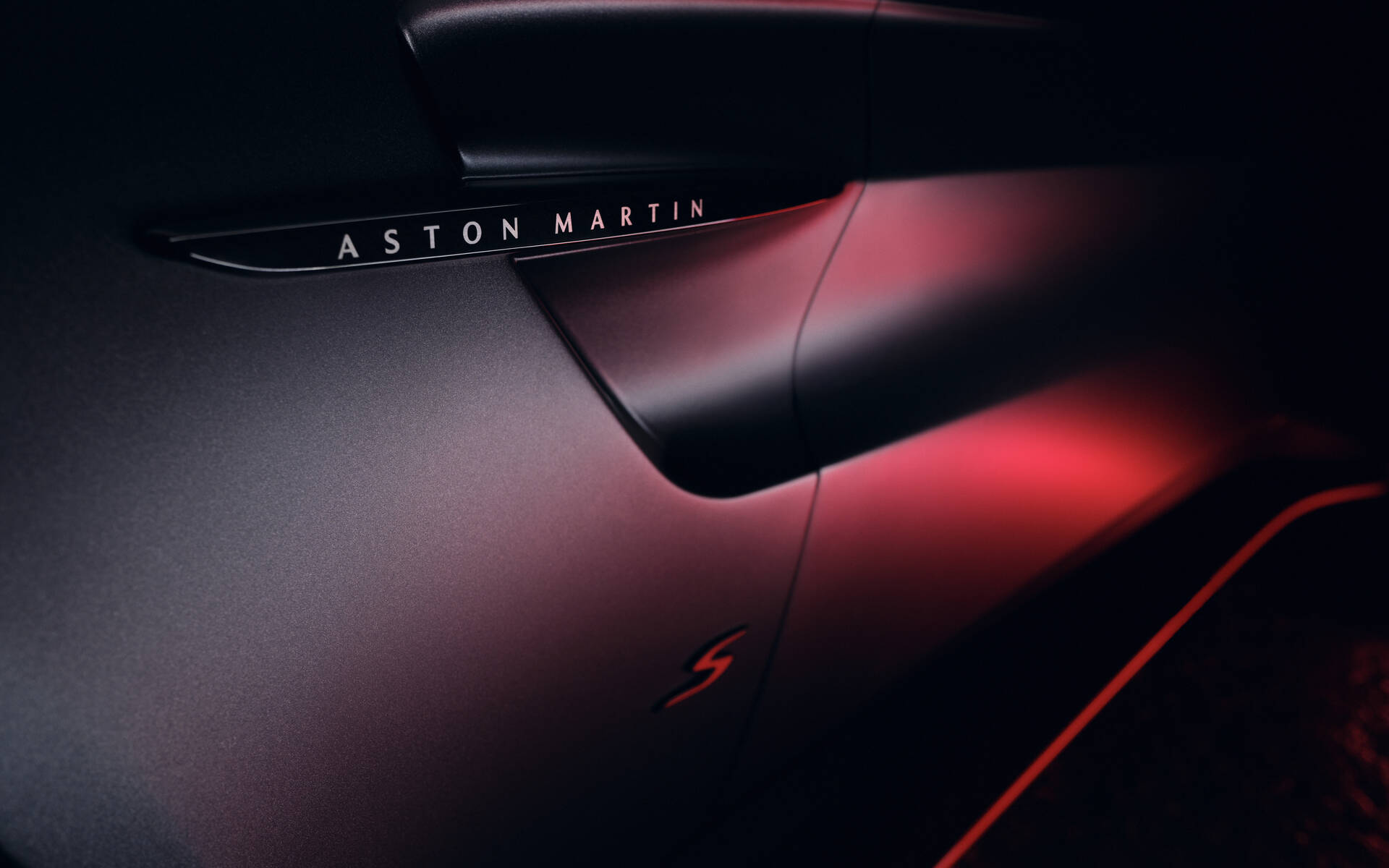 <p>Aston Martin Vantage S 2026</p>