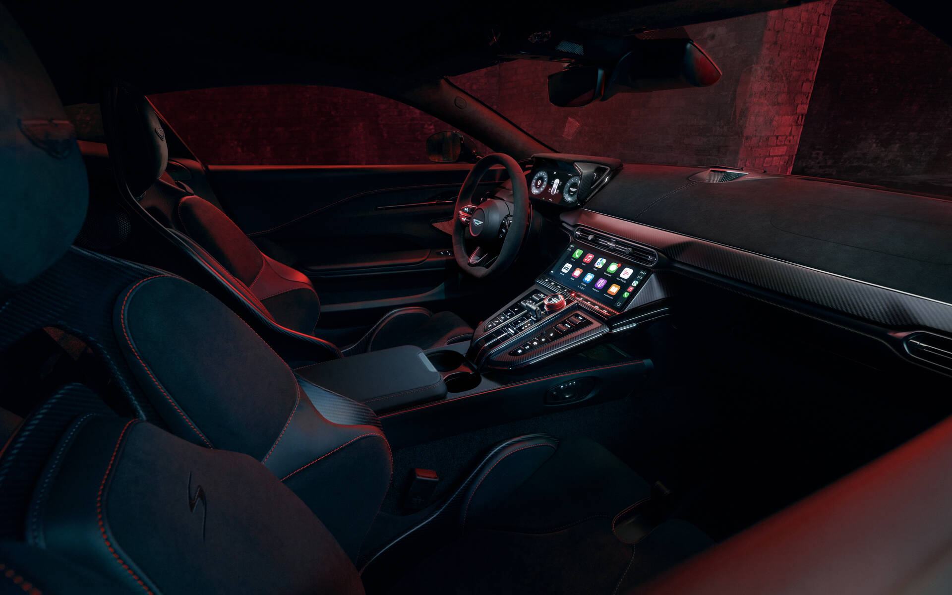 <p>Aston Martin Vantage S 2026</p>