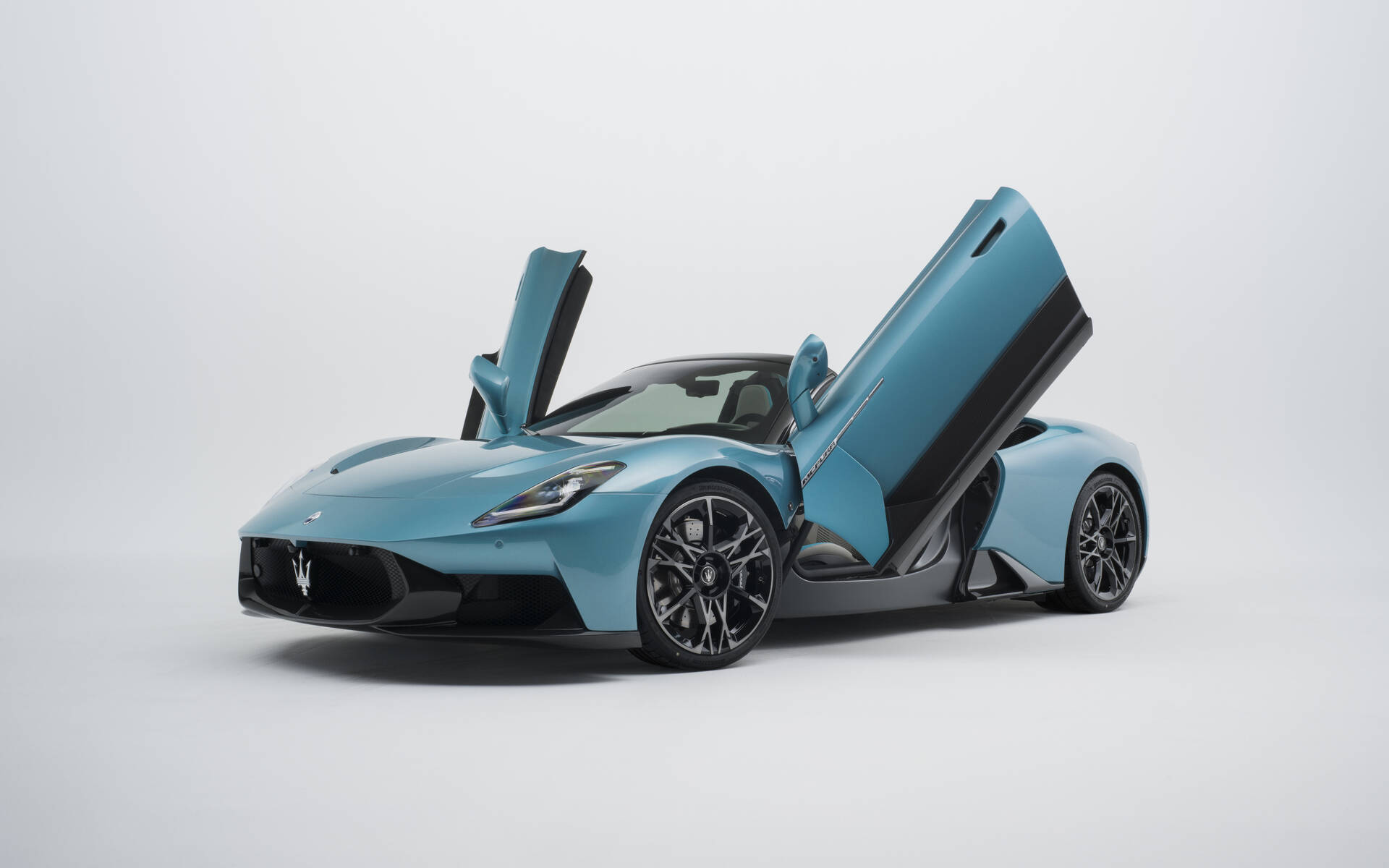 <p>Maserati MCPura</p>