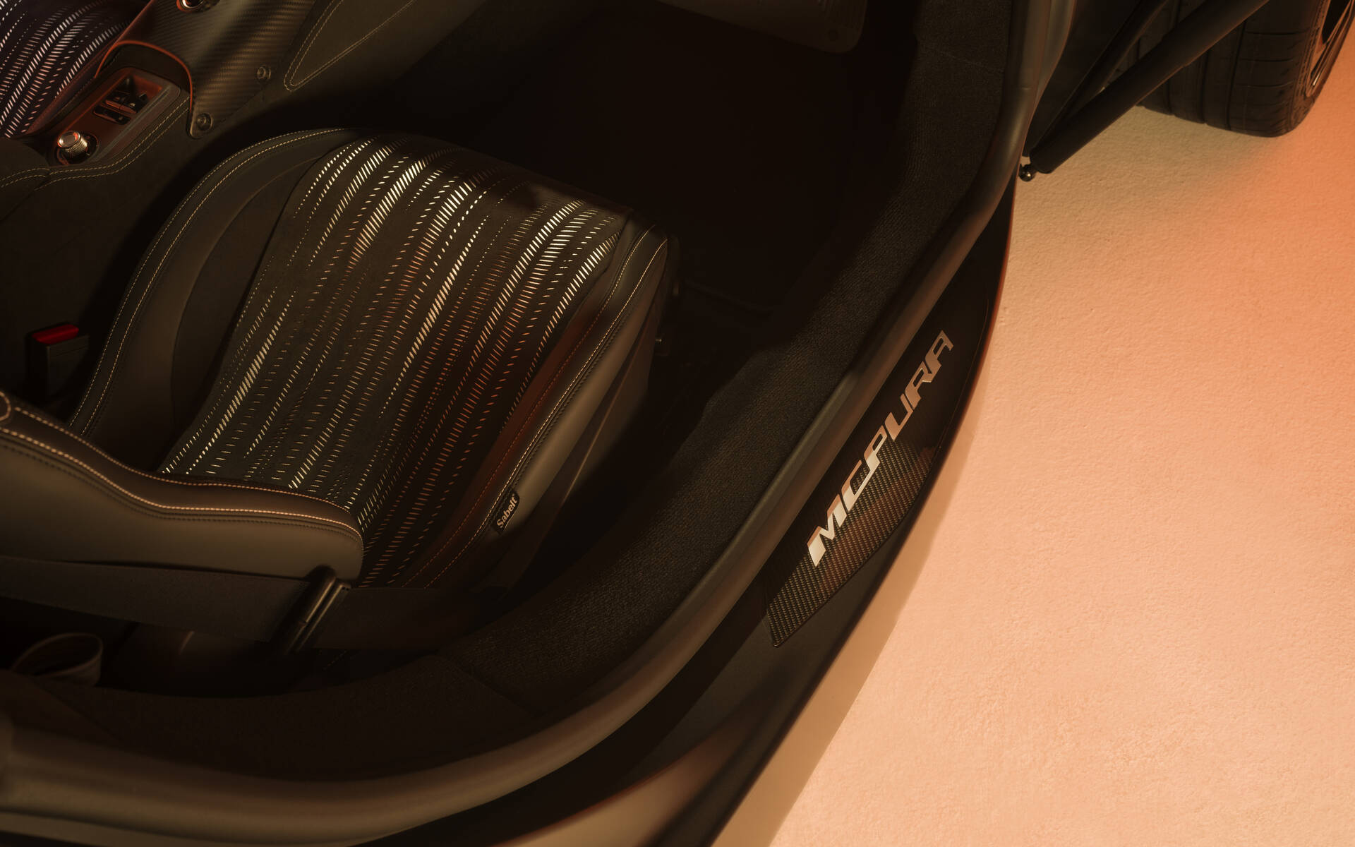 <p>Maserati MCPura</p>