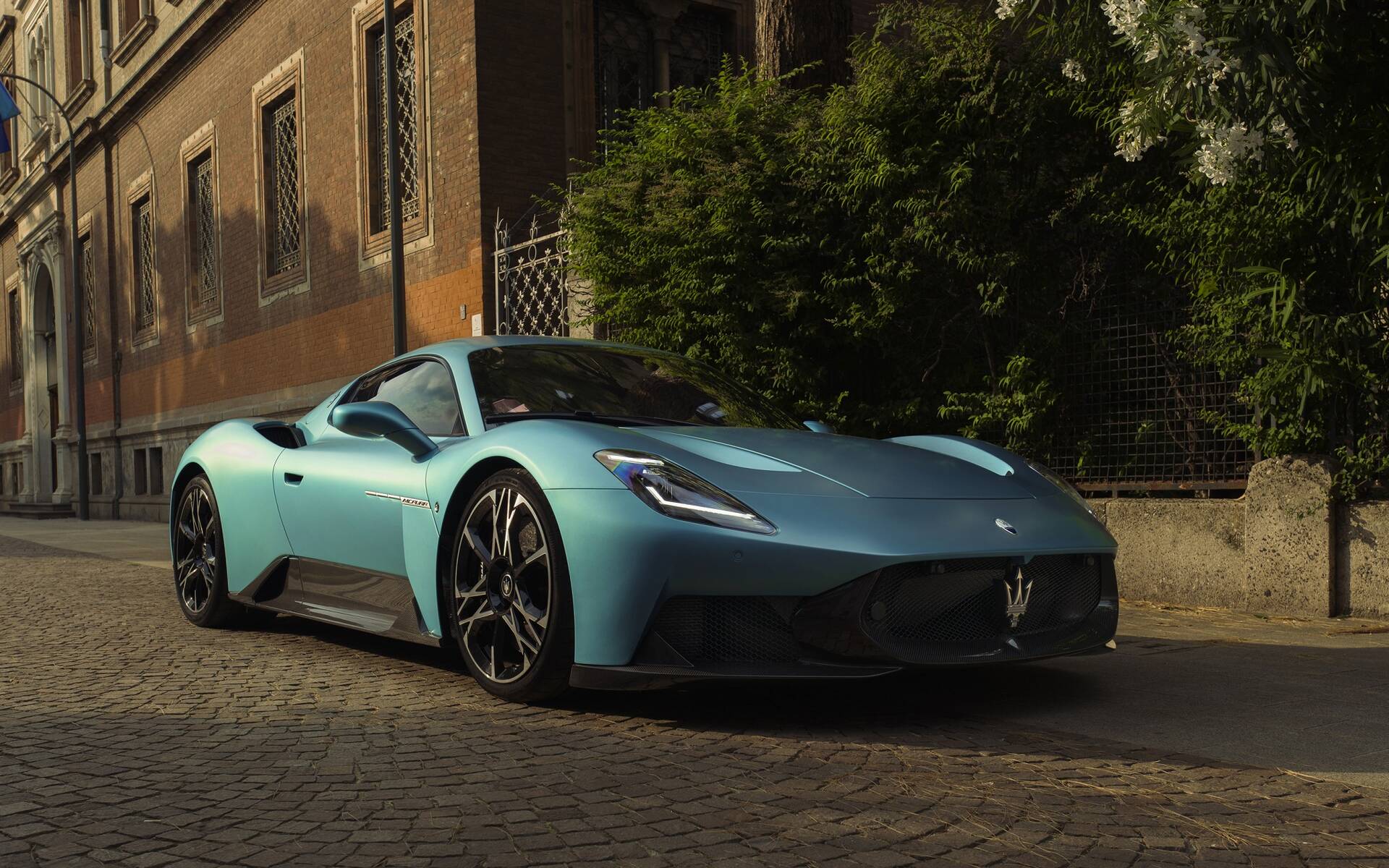 <p>Maserati MCPura</p>