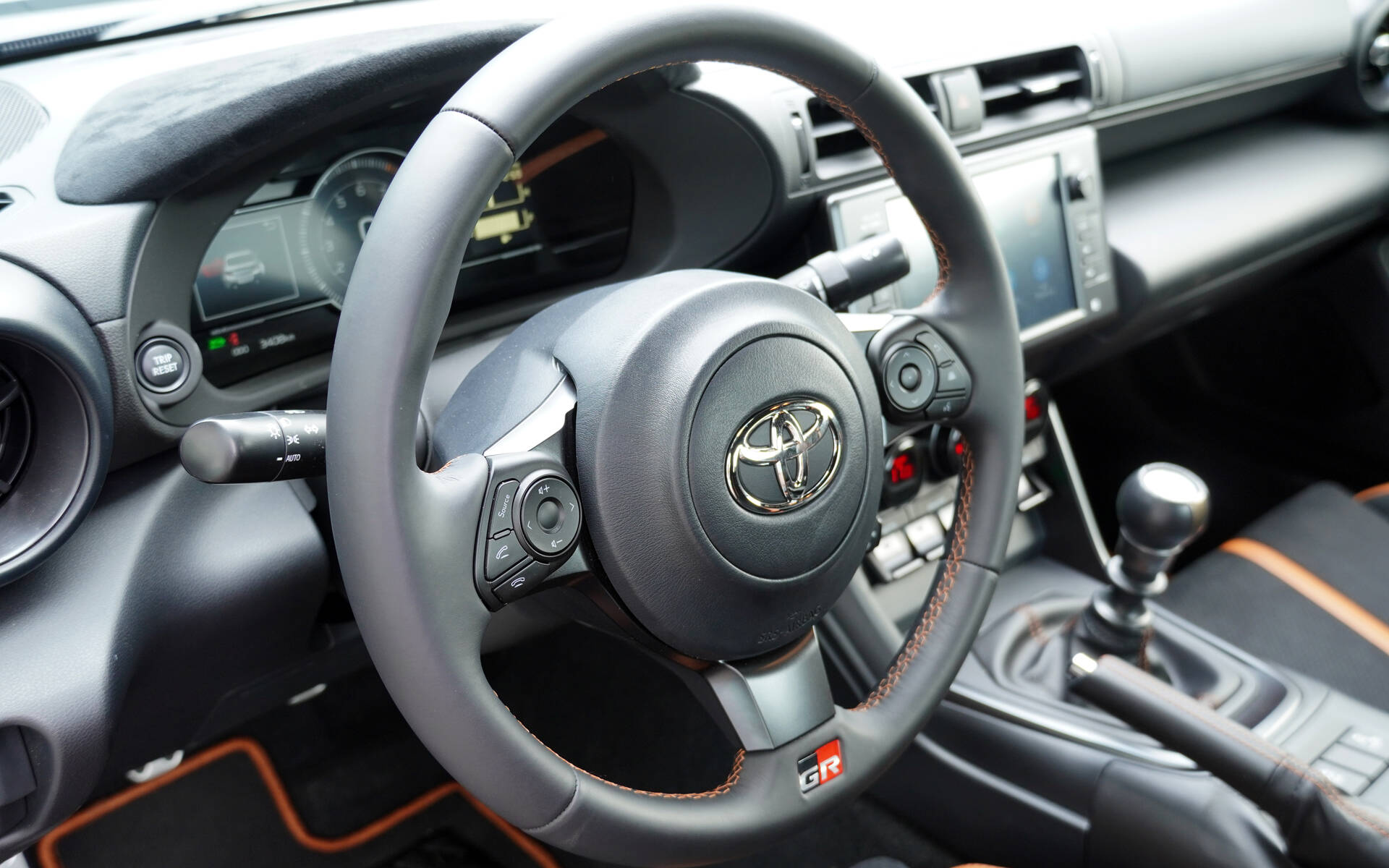 <p>2025 Toyota GR86 Hakone Edition</p>