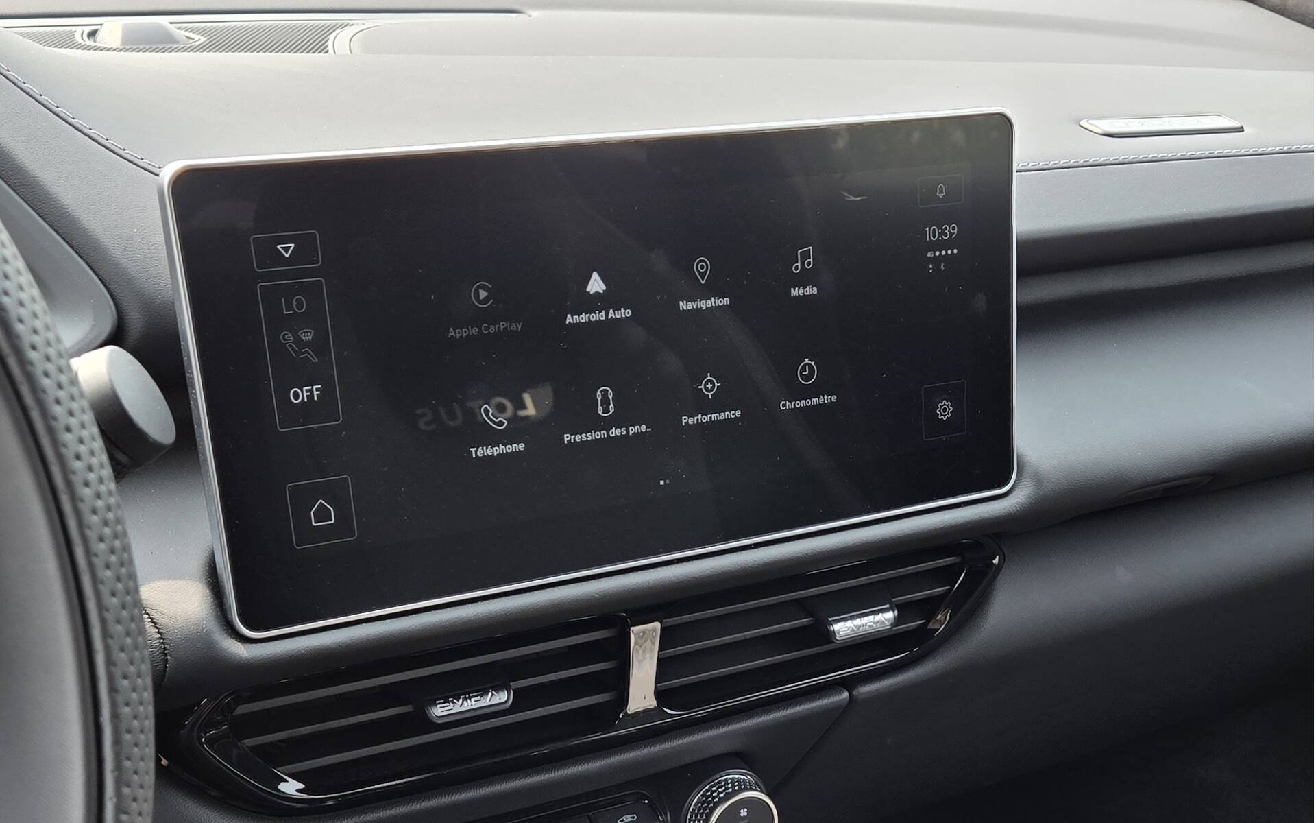 <p>2025 Lotus Emira V6</p>