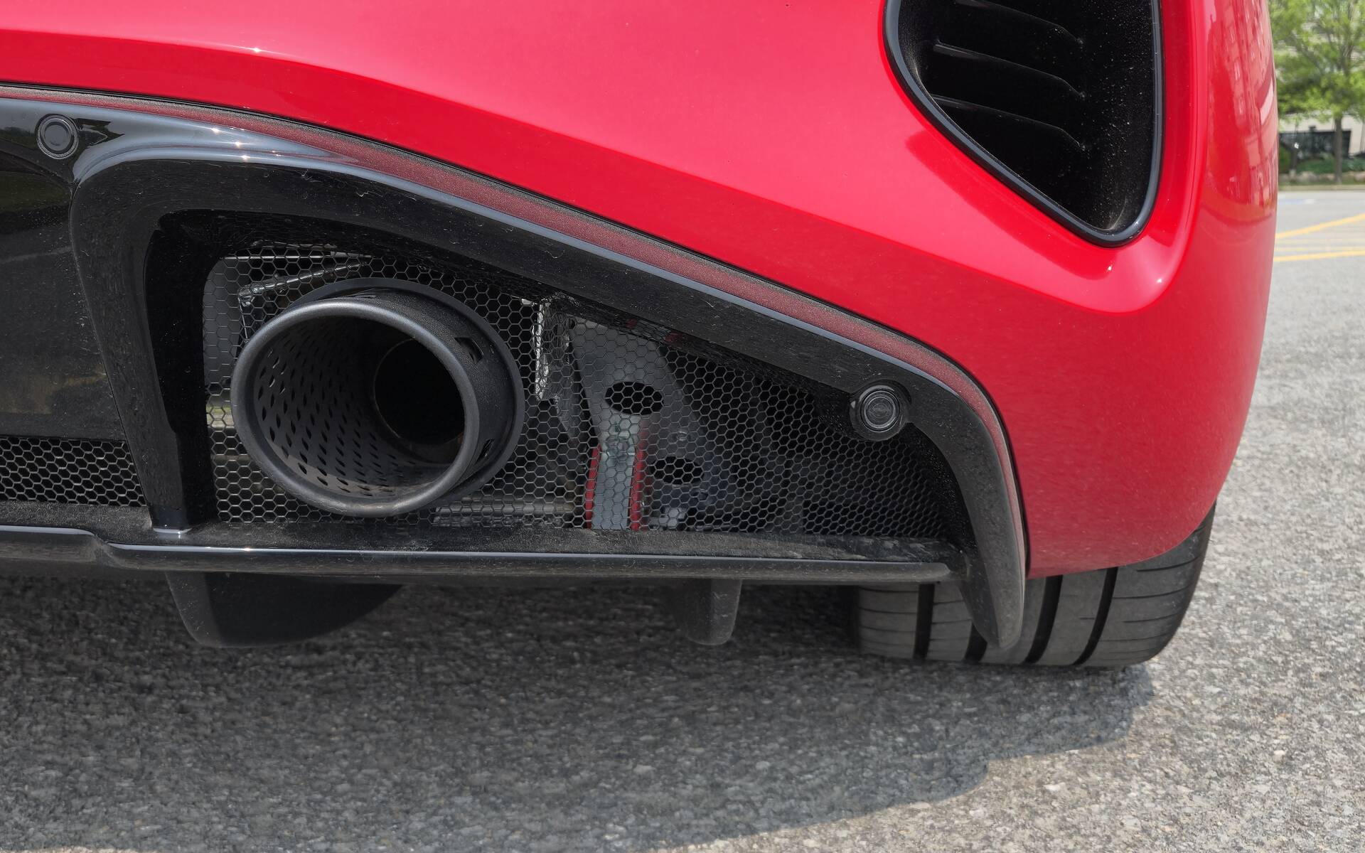 <p>2025 Lotus Emira V6</p>