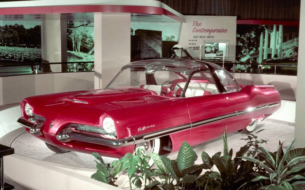 <p>Lincoln XL-500 (1953)</p>