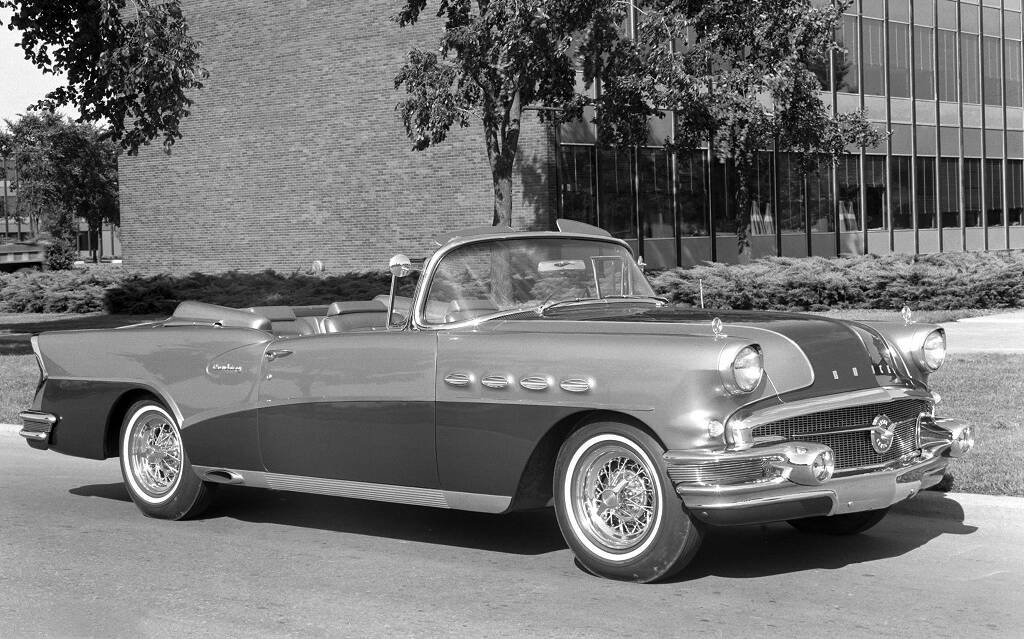 <p>Buick Century X (1956)</p>