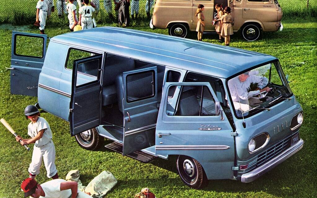 <p>Ford Falcon Club Wagon</p>