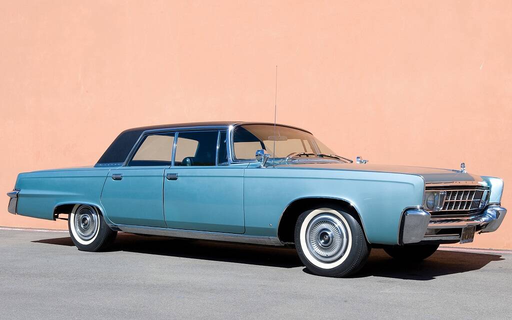 <p>Imperial Crown</p>