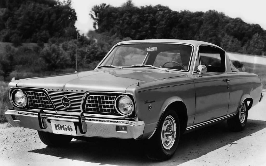 <p>Plymouth Barracuda Formula S</p>