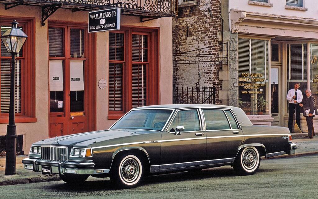 <p>Buick Electra 225 Park Avenue 1980</p>