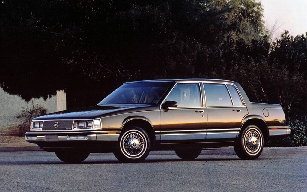 <p>Buick Electra 1985</p>