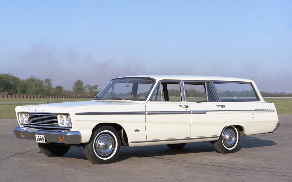 <p>Ford Fairlane 500&nbsp;1965</p>