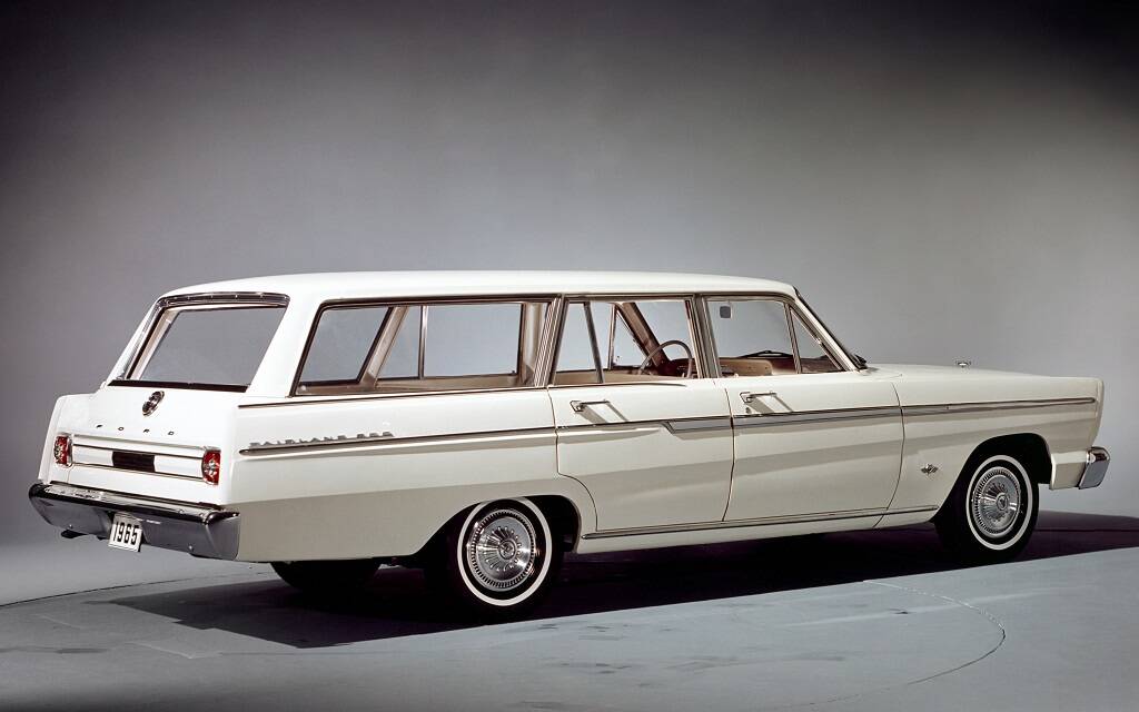 <p>Ford Fairlane 500&nbsp;1965</p>