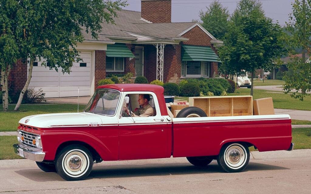 <p>Ford F-100&nbsp;1964</p>