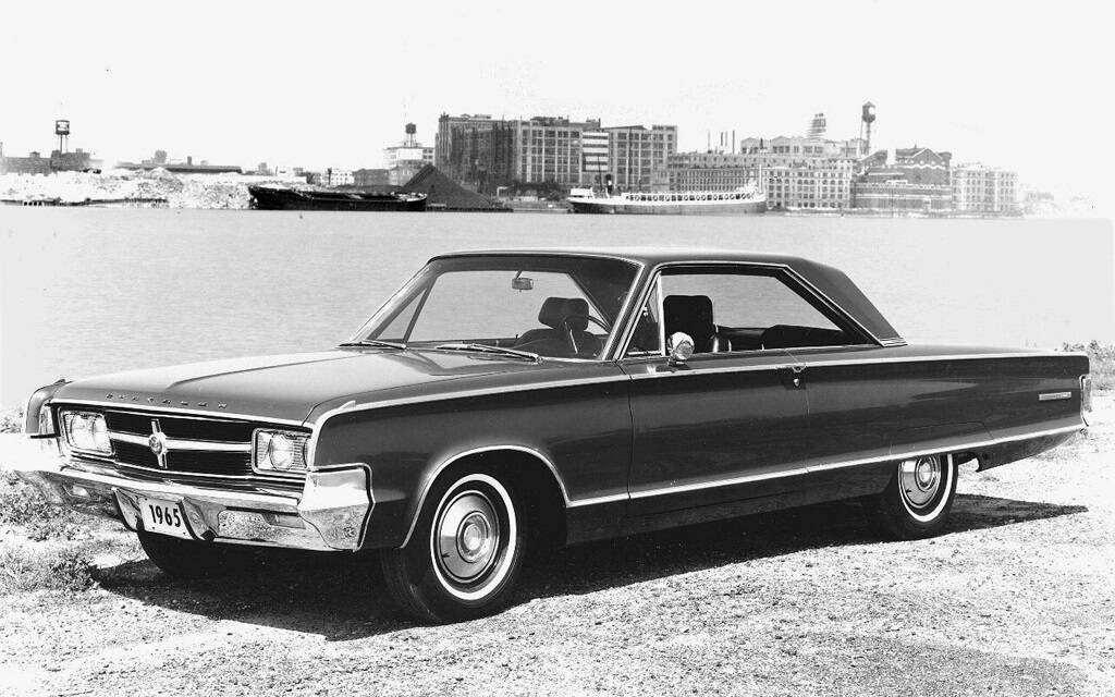 <p>Chrysler 300L 1965</p>