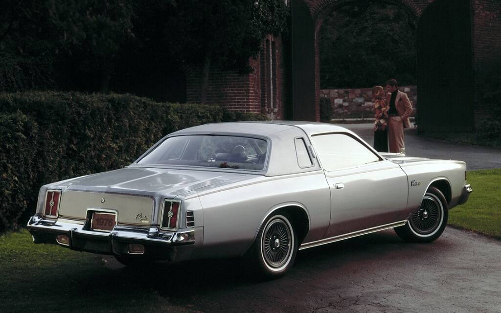 <p>Chrysler Corboba</p>