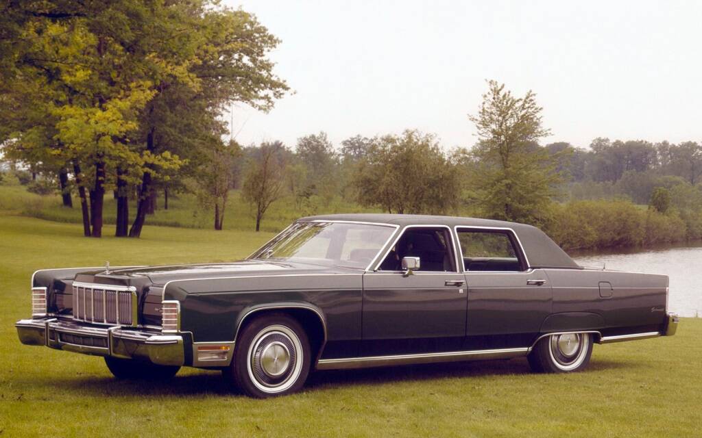 <p>Lincoln Continental</p>