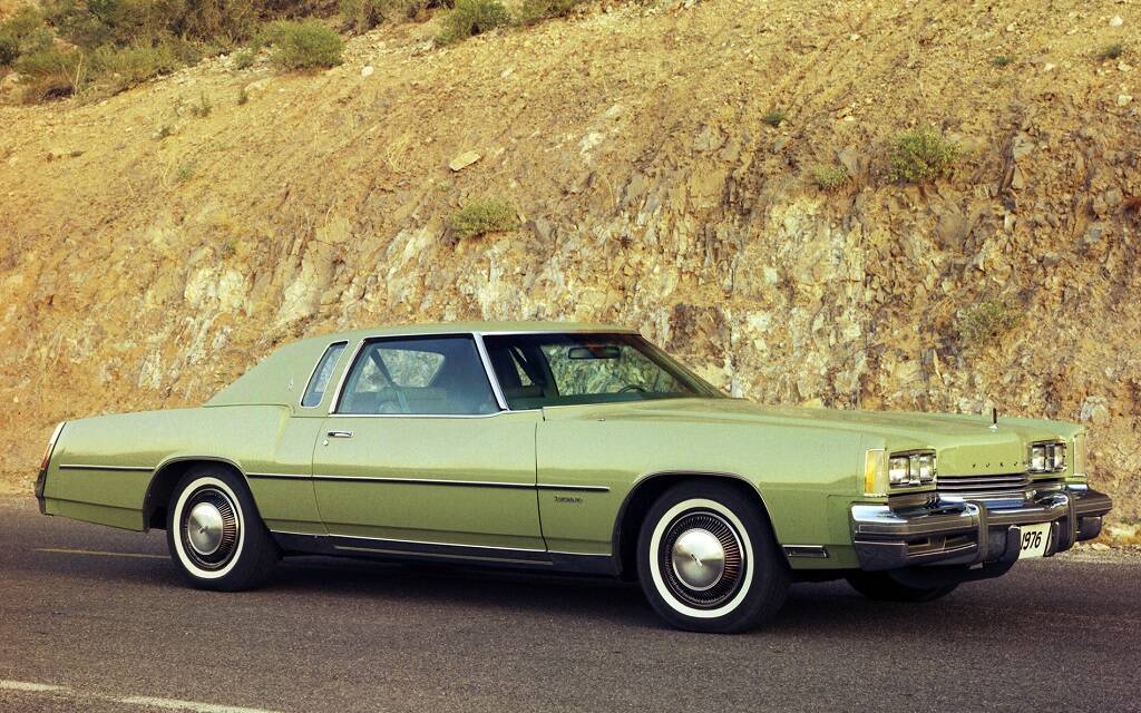 <p>Oldsmobile Toronado Brougham</p>