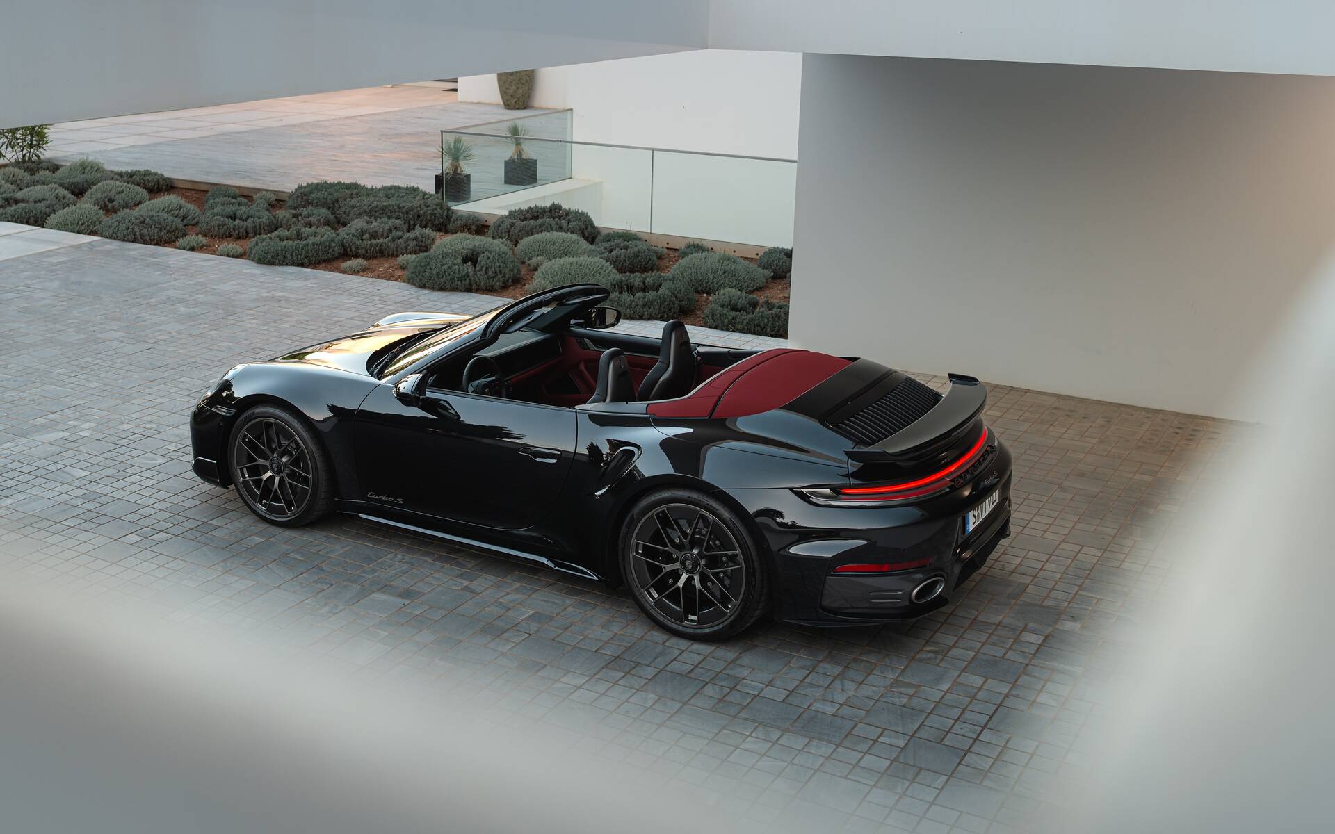 <p>Porsche 911 Turbo S 2026</p>