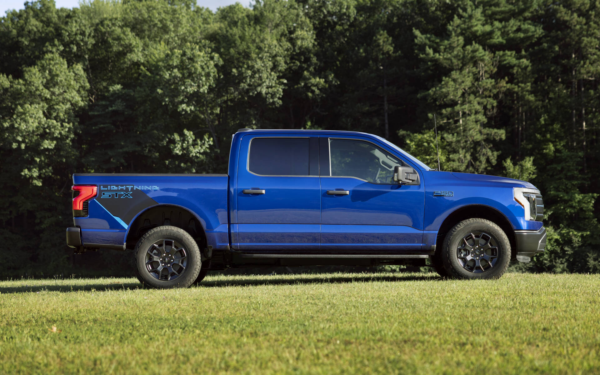 <p>2026 Ford F-150 Lightning STX</p>