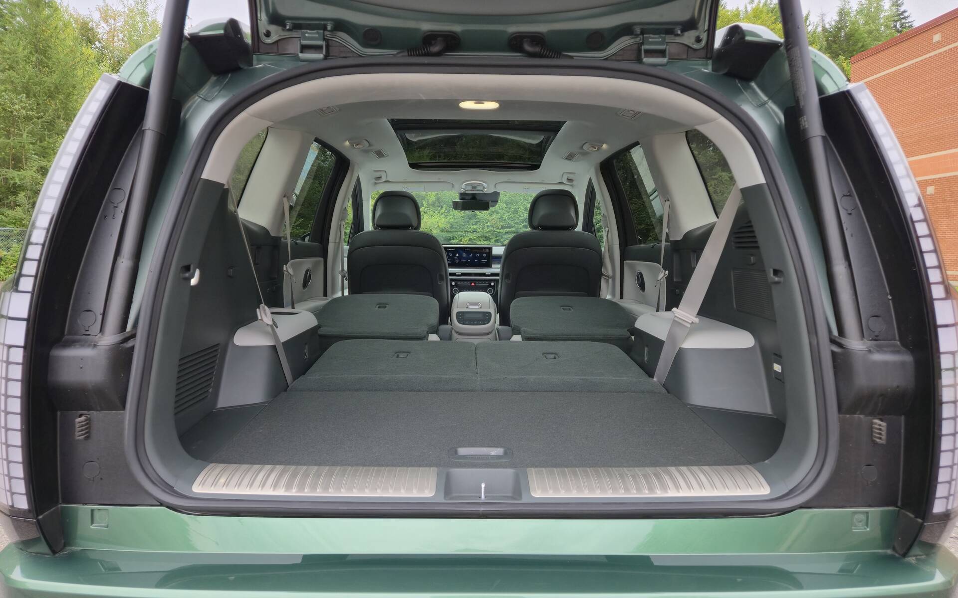 <p>2026 Hyundai IONIQ 9</p>