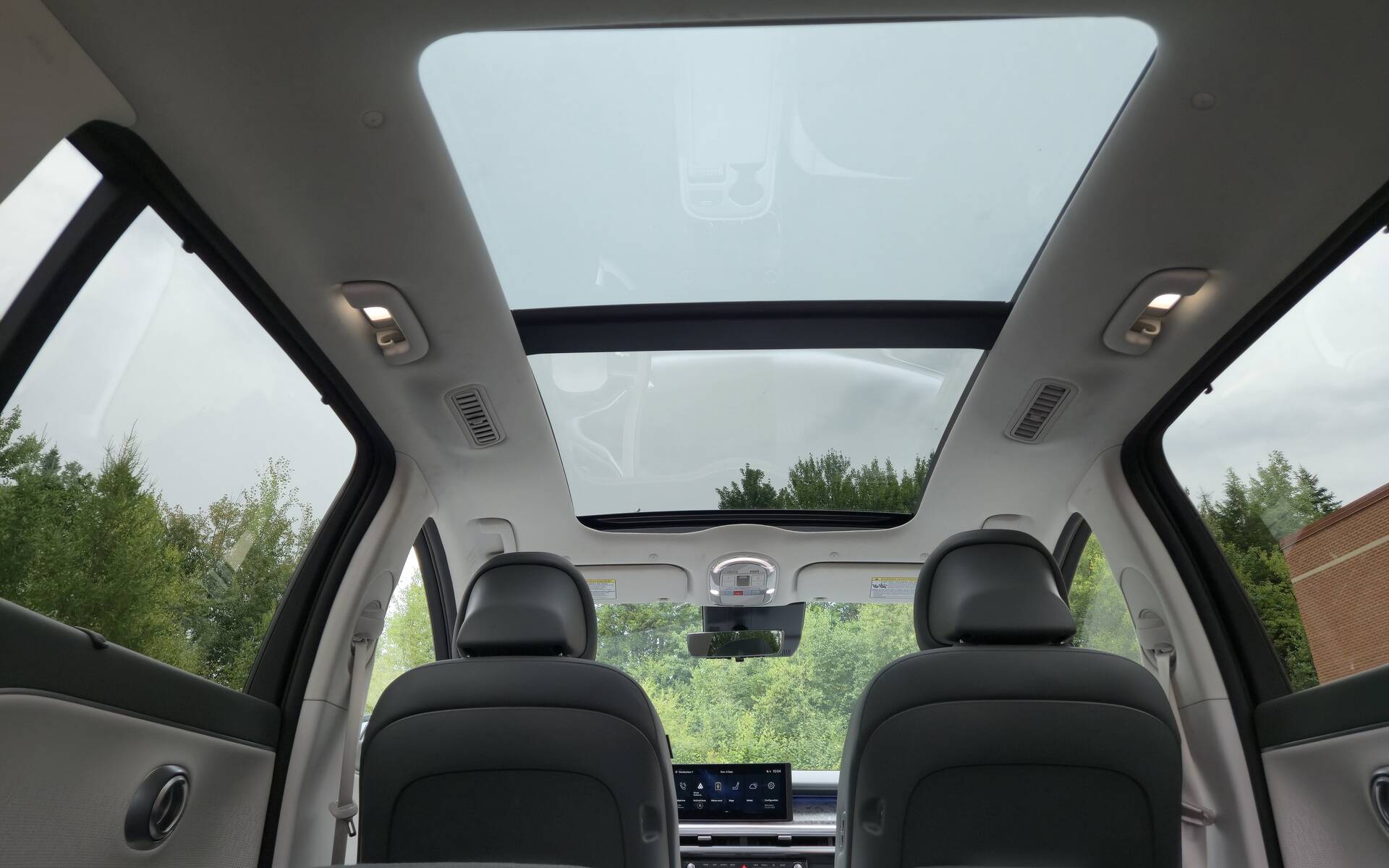 <p>2026 Hyundai IONIQ 9</p>