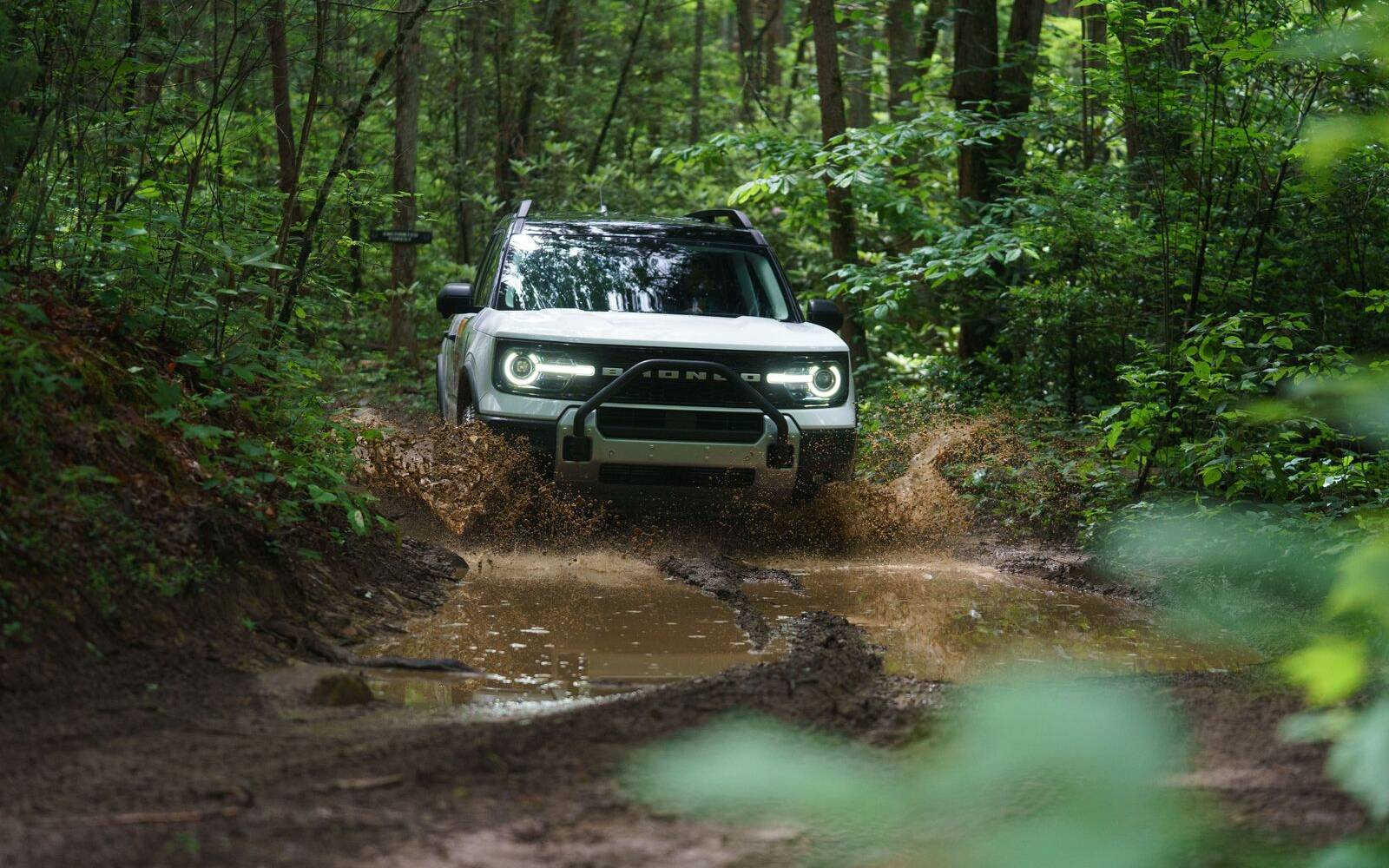 <p>2025 Ford Bronco Sport Sasquatch</p>